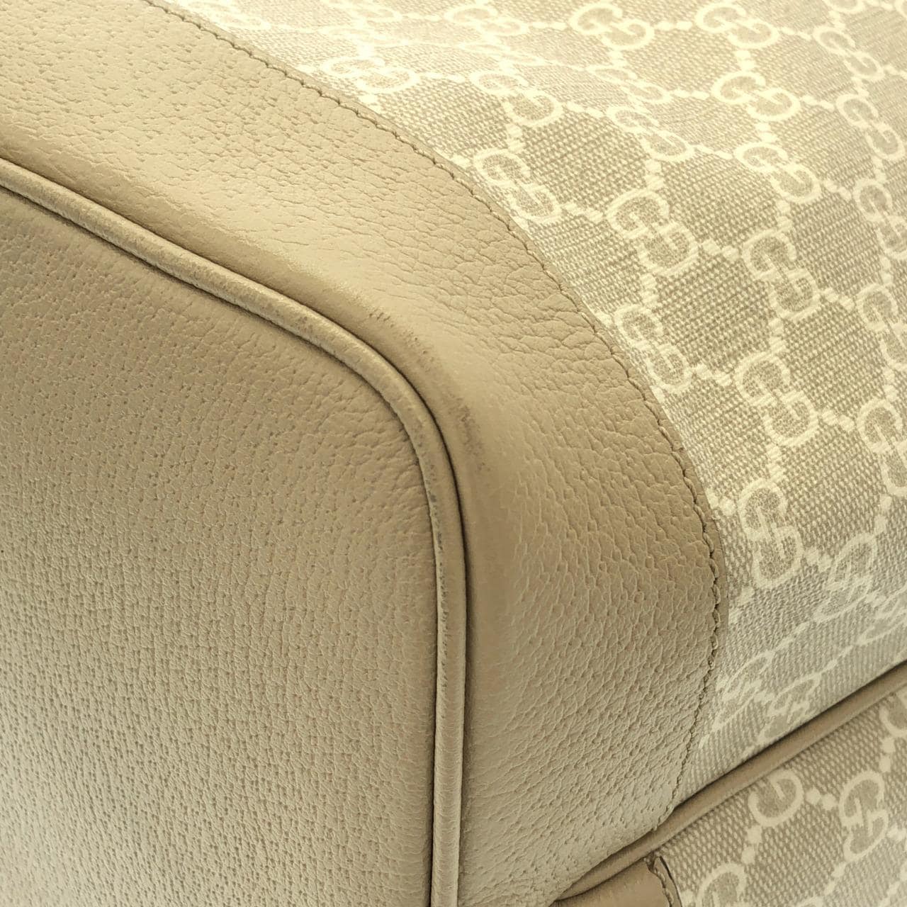 グッチ OPHIDIA 726755 FABKZ バッグ