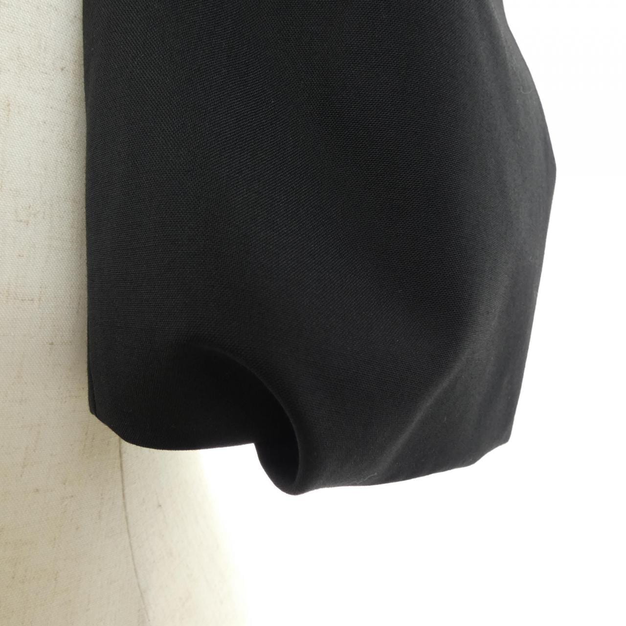 サカイ SACAI 22-06043 トップス