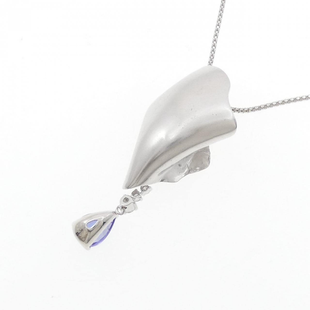 K18WG タンザナイト ネックレス 2.25CT