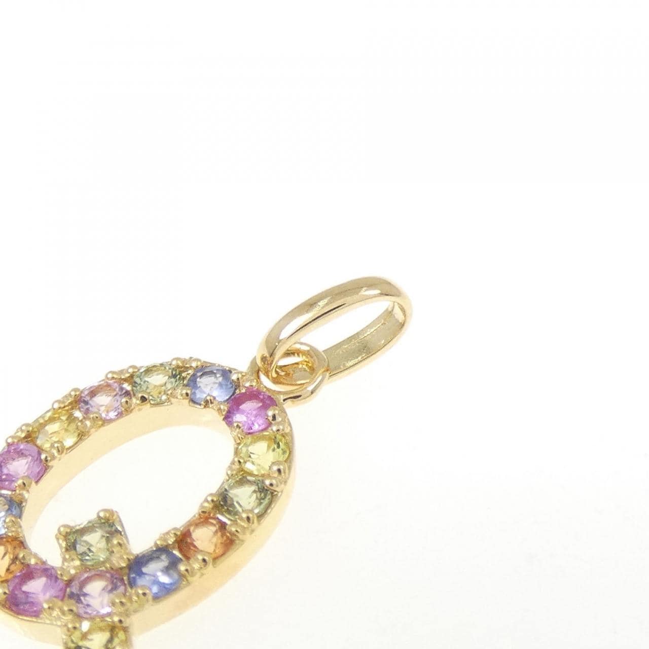 【新品】18K黄金字母Q蓝宝石吊坠，0.26克拉