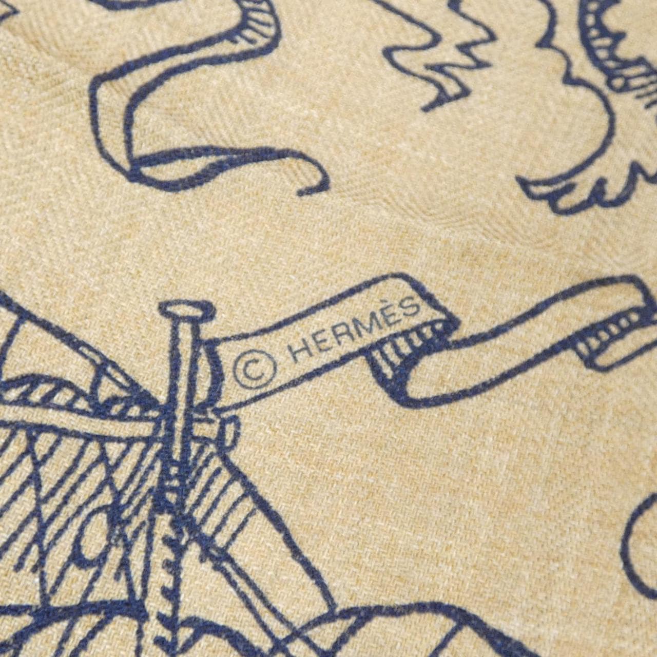 エルメス HERMES TATOUAGES MARINS BANDANA H243374S カレジェアン140 ショール