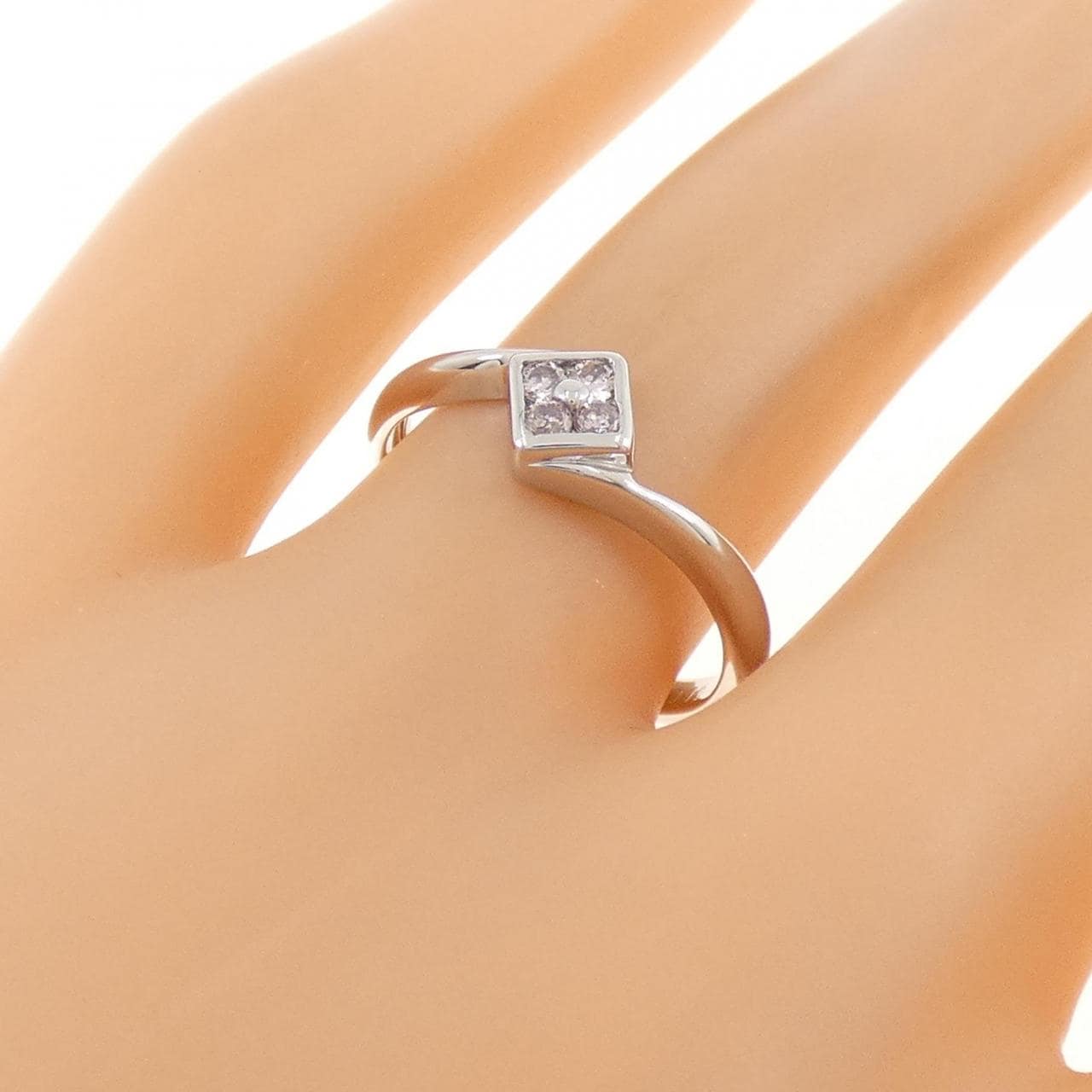 PT900 ピンクダイヤモンド リング 0.10CT