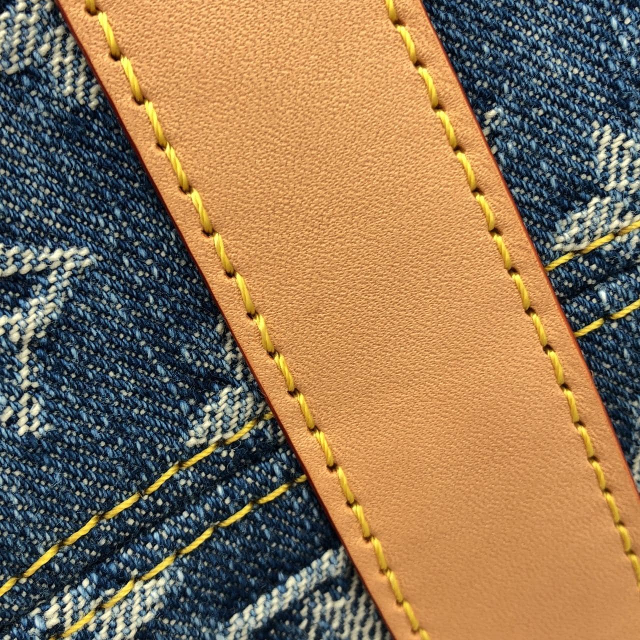 ルイヴィトン LVリミックス(モノグラム デニム) キャリーオール MM M46855 ショルダーバッグ