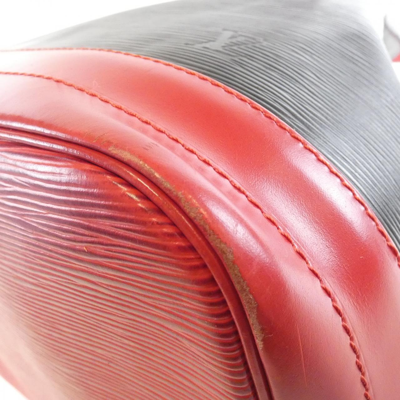 ルイヴィトン エピ ノエ M44017 ショルダーバッグ