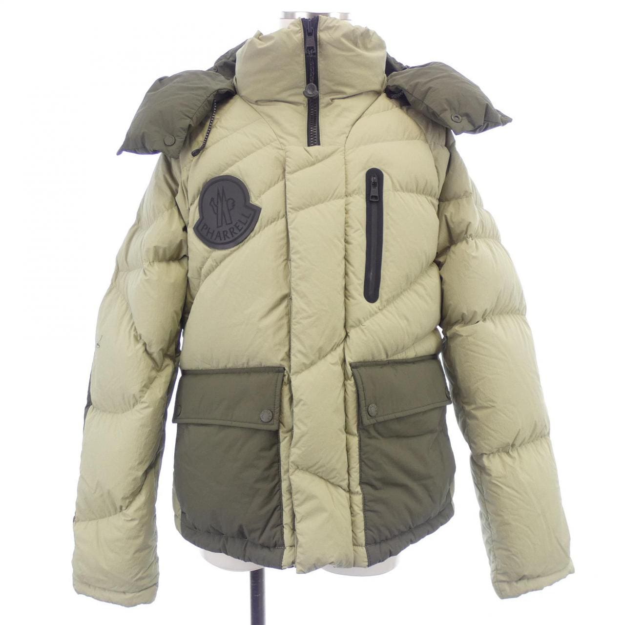 モンクレール ジーニアス MONCLER GENIUS PHARRELL WILLIAMS CHESTNUT ダウンジャケット