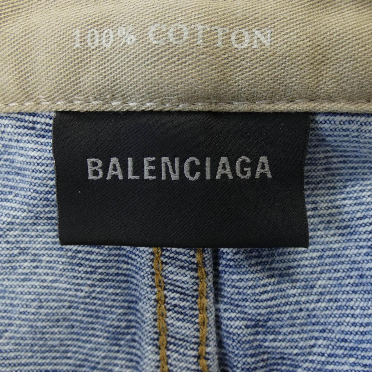 バレンシアガ BALENCIAGA 790456 TSW82 ショートパンツ