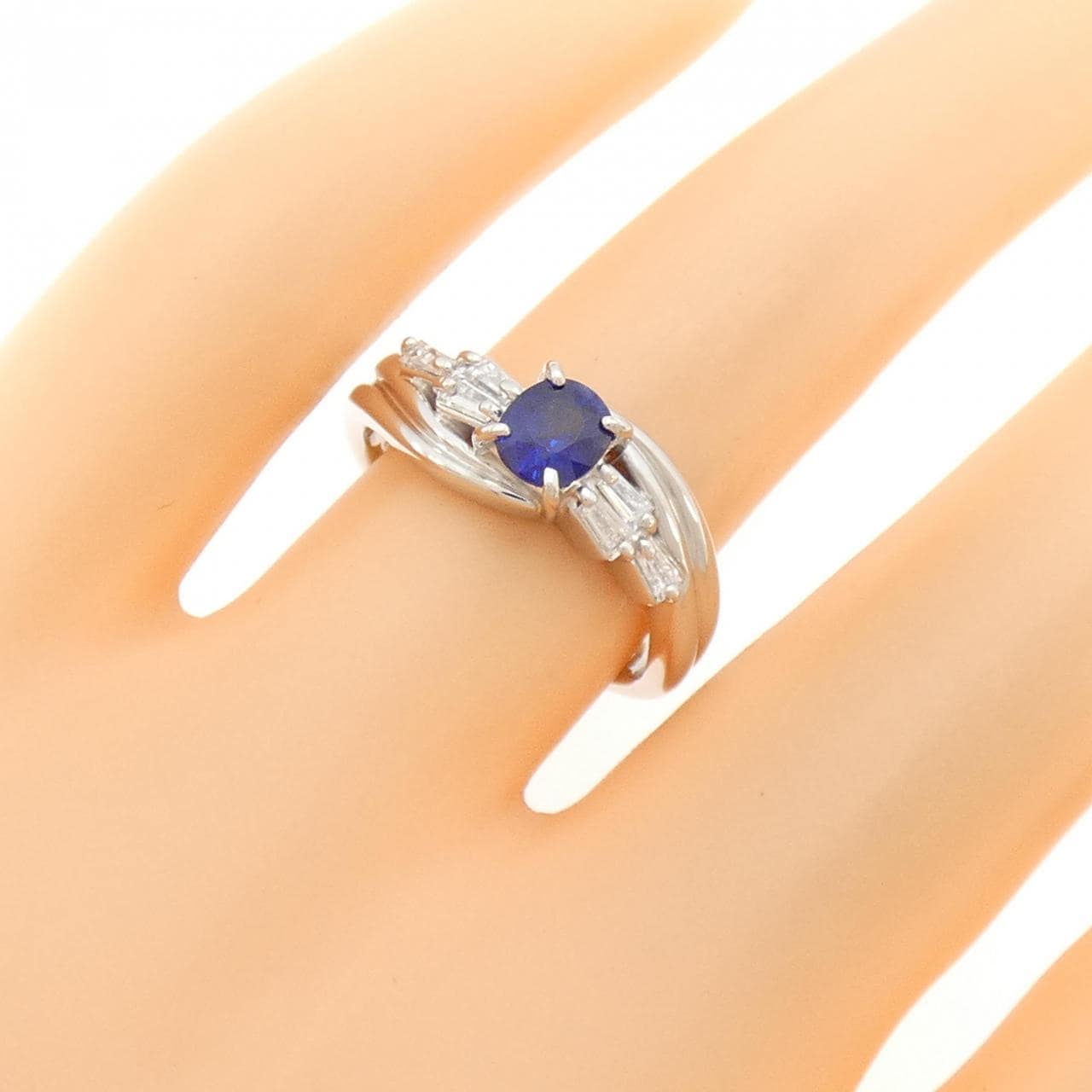 PT900 サファイヤ リング 0.55CT