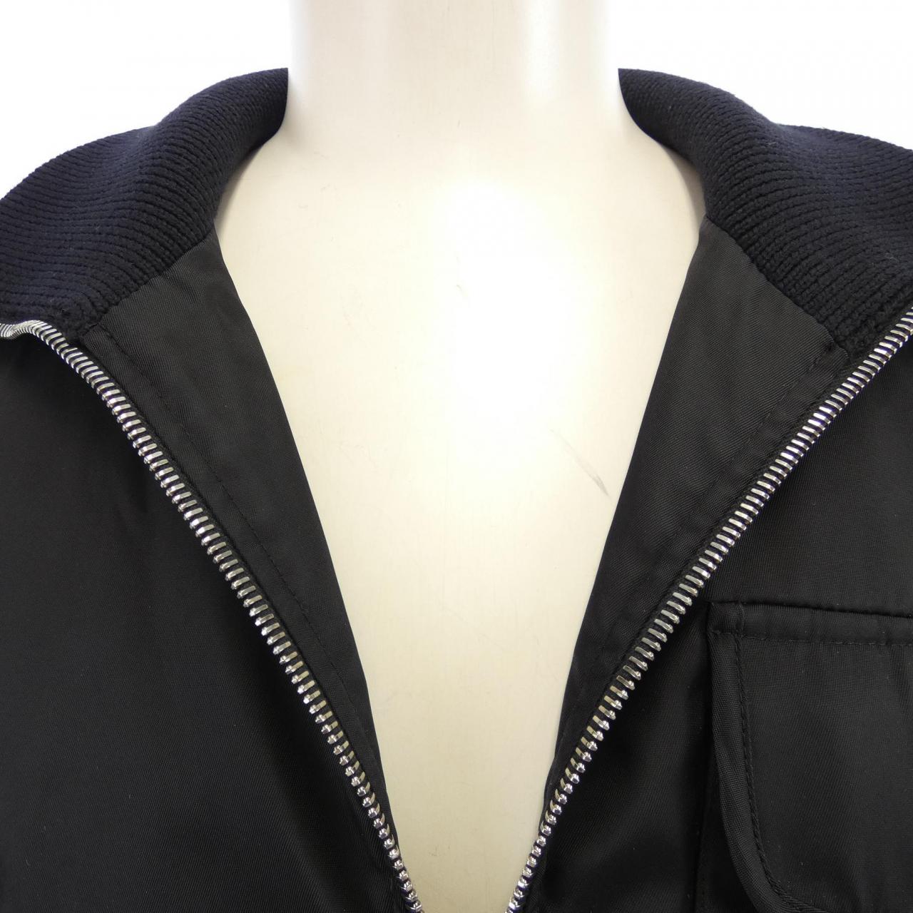 Prada PRADA三角LOGO UMG070 S211 1IK0外套