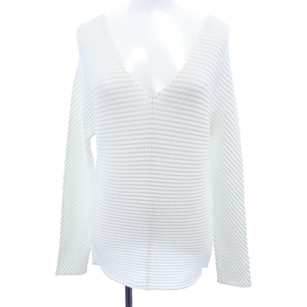 イッセイミヤケ ISSEY MIYAKE IF54FJ754 トップス