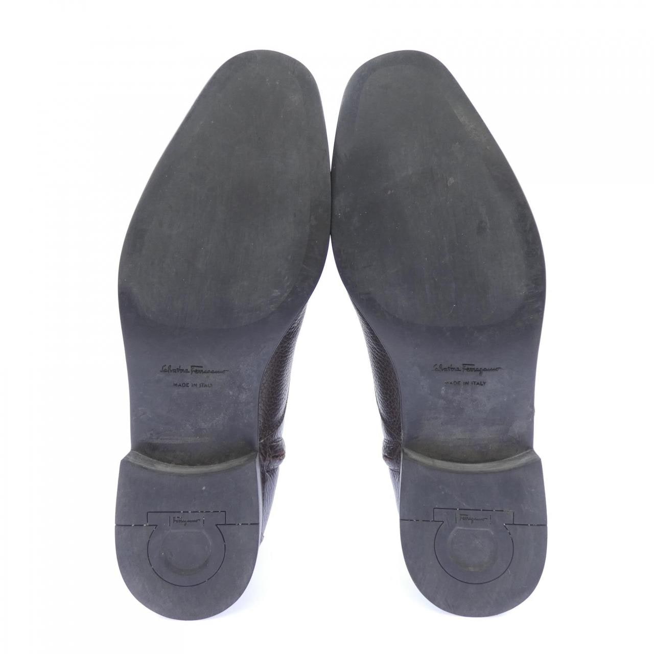 サルヴァトーレフェラガモ SALVATORE FERRAGAMO ブーツ
