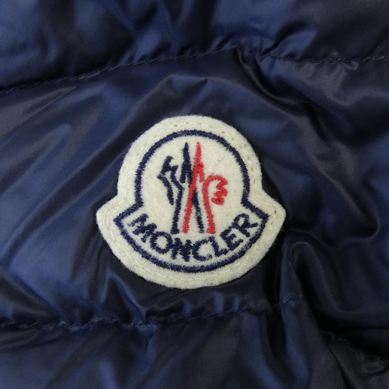 モンクレール MONCLER ダウンジャケット