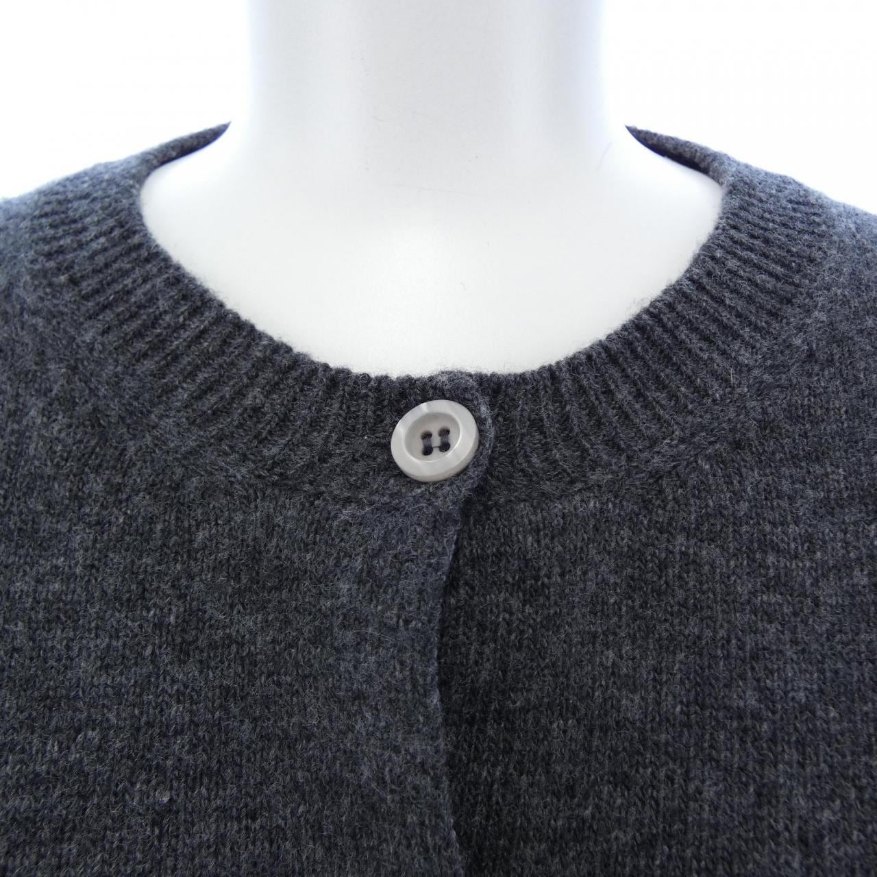 ミュウミュウ MIU MIU MIU MIU ロゴ DNA02T SOOO 13WS カーディガン