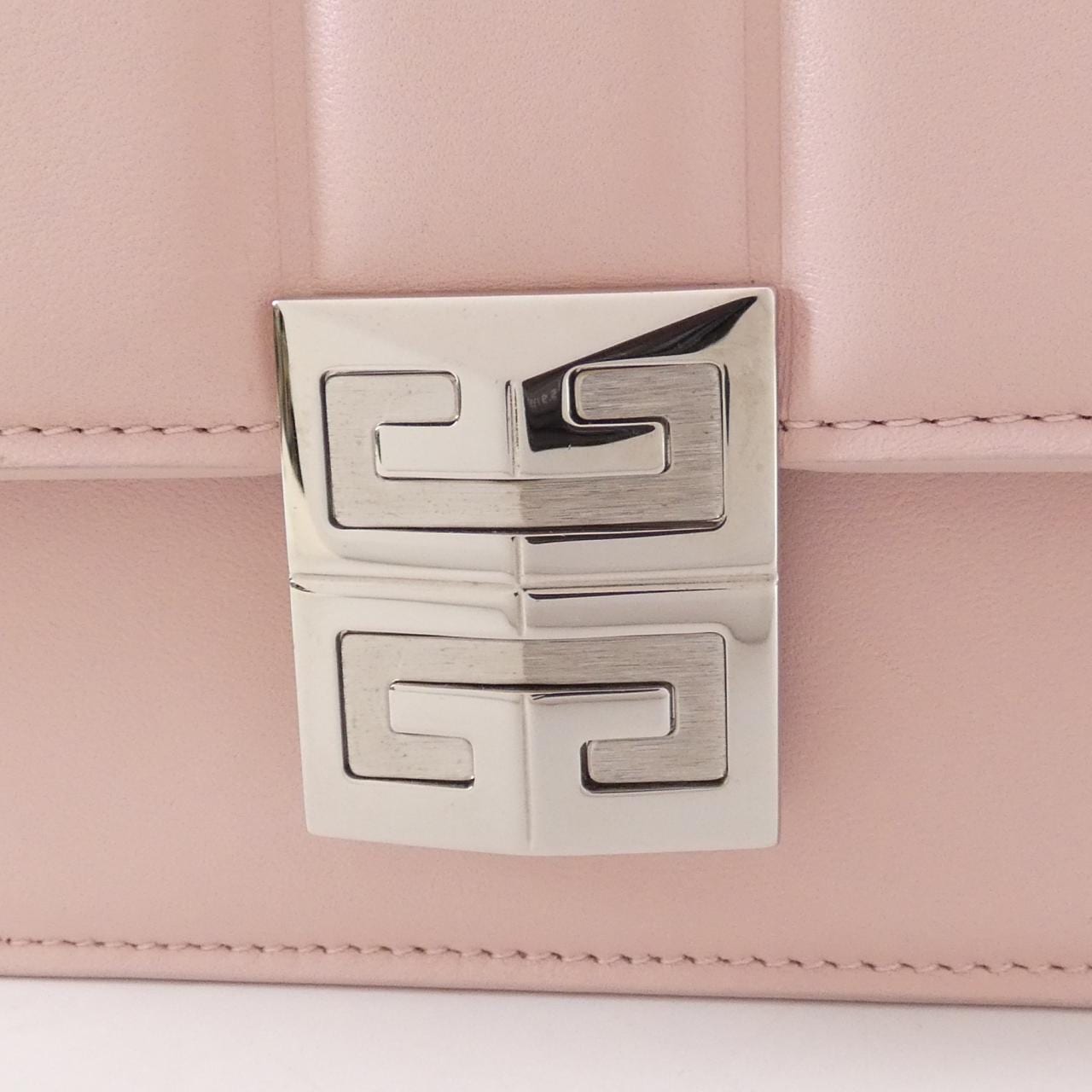 GIVENCHY 4G Medium Chain Bag BB50KHB16J Shoulder Bag