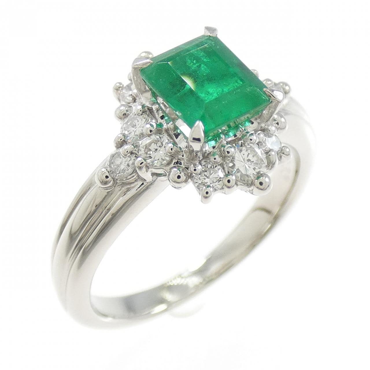 PT900 エメラルド リング 0.93CT