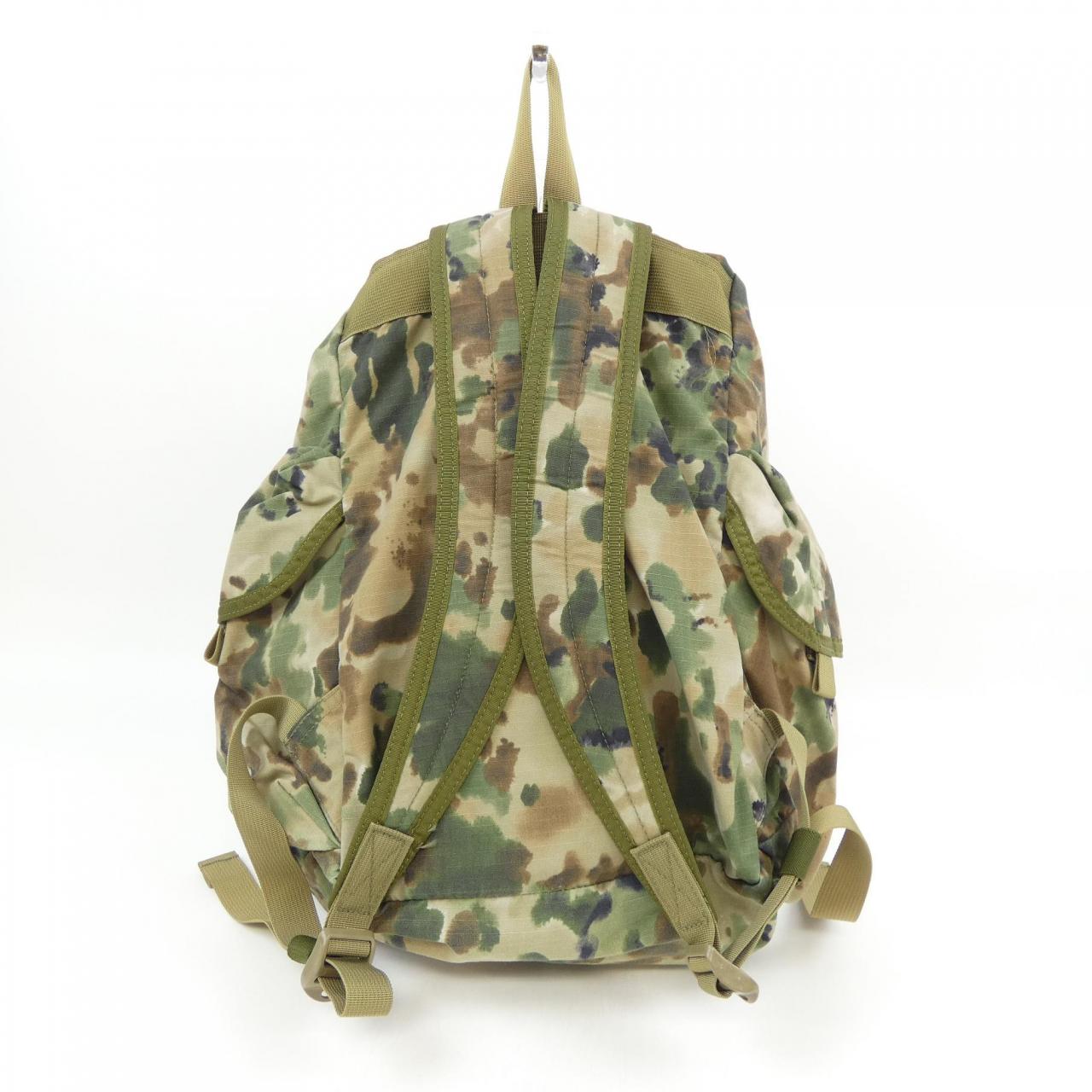 簡報BRIEFING BEAUTY&YOUTH BACKPACK