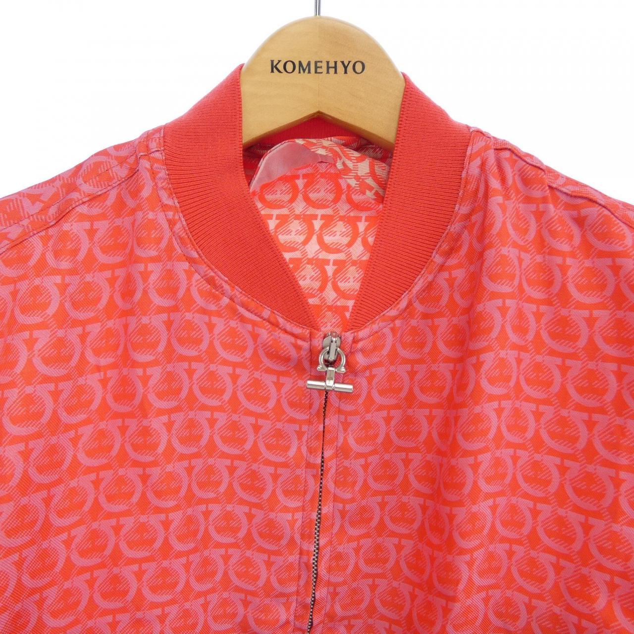 サルヴァトーレフェラガモ SALVATORE FERRAGAMO 13　9377 ブルゾン