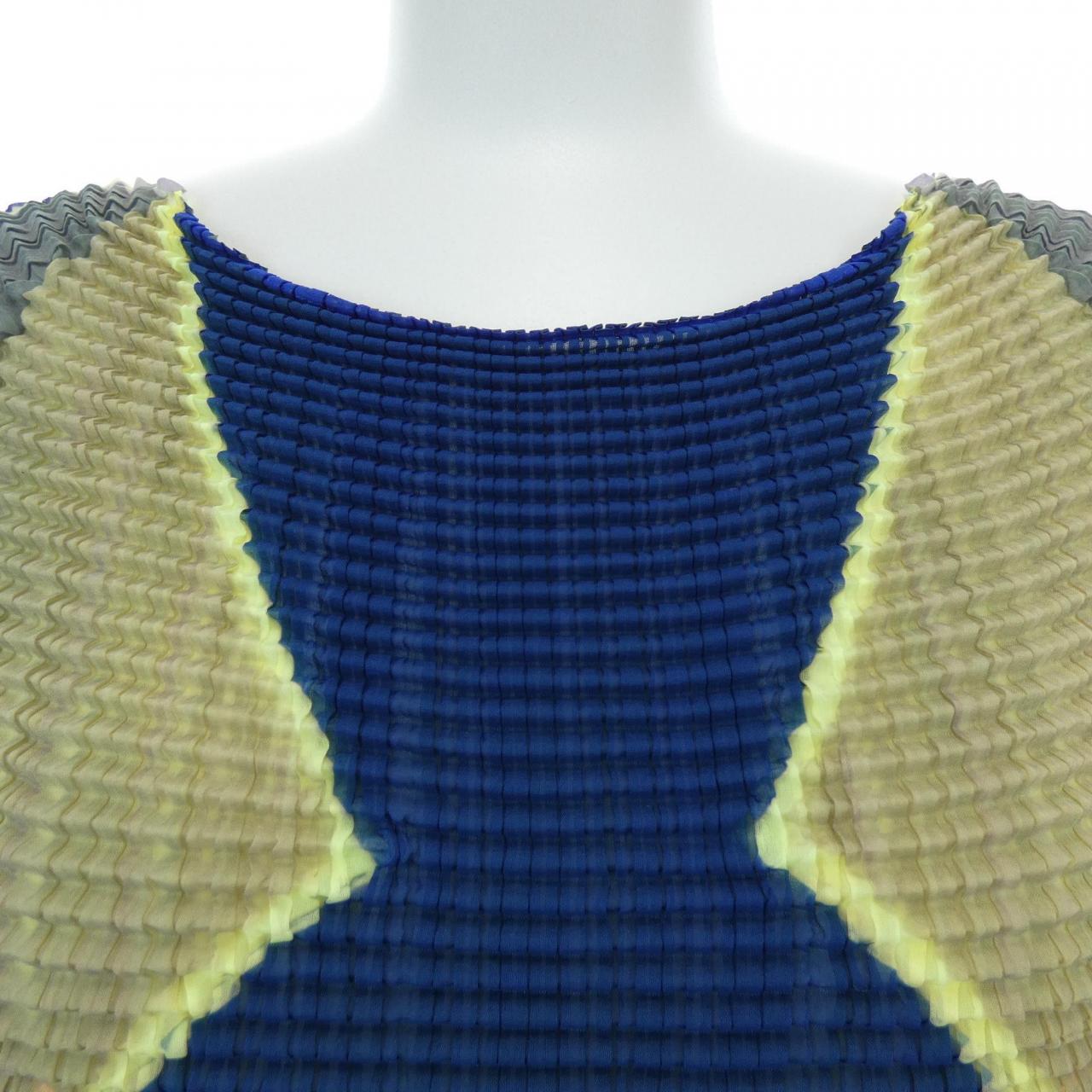 イッセイミヤケ ISSEY MIYAKE IM31FJ631 トップス