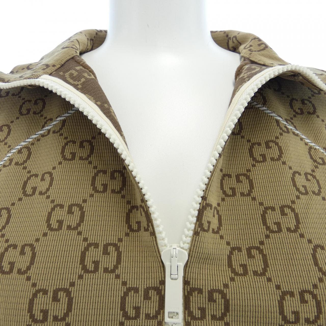 グッチ GUCCI トップス