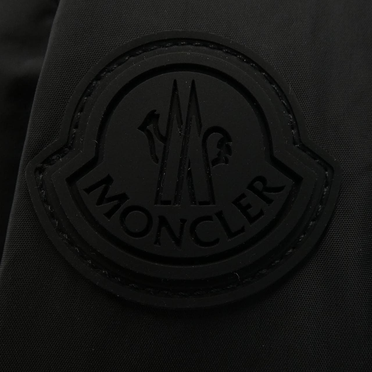 モンクレール MONCLER ブルゾン