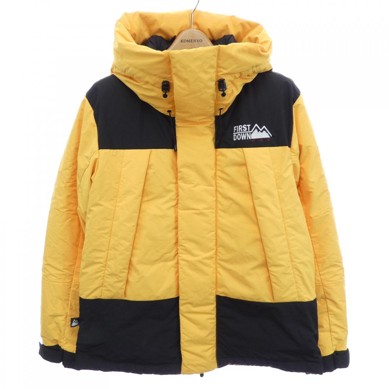 FIRST DOWN ダウンジャケット