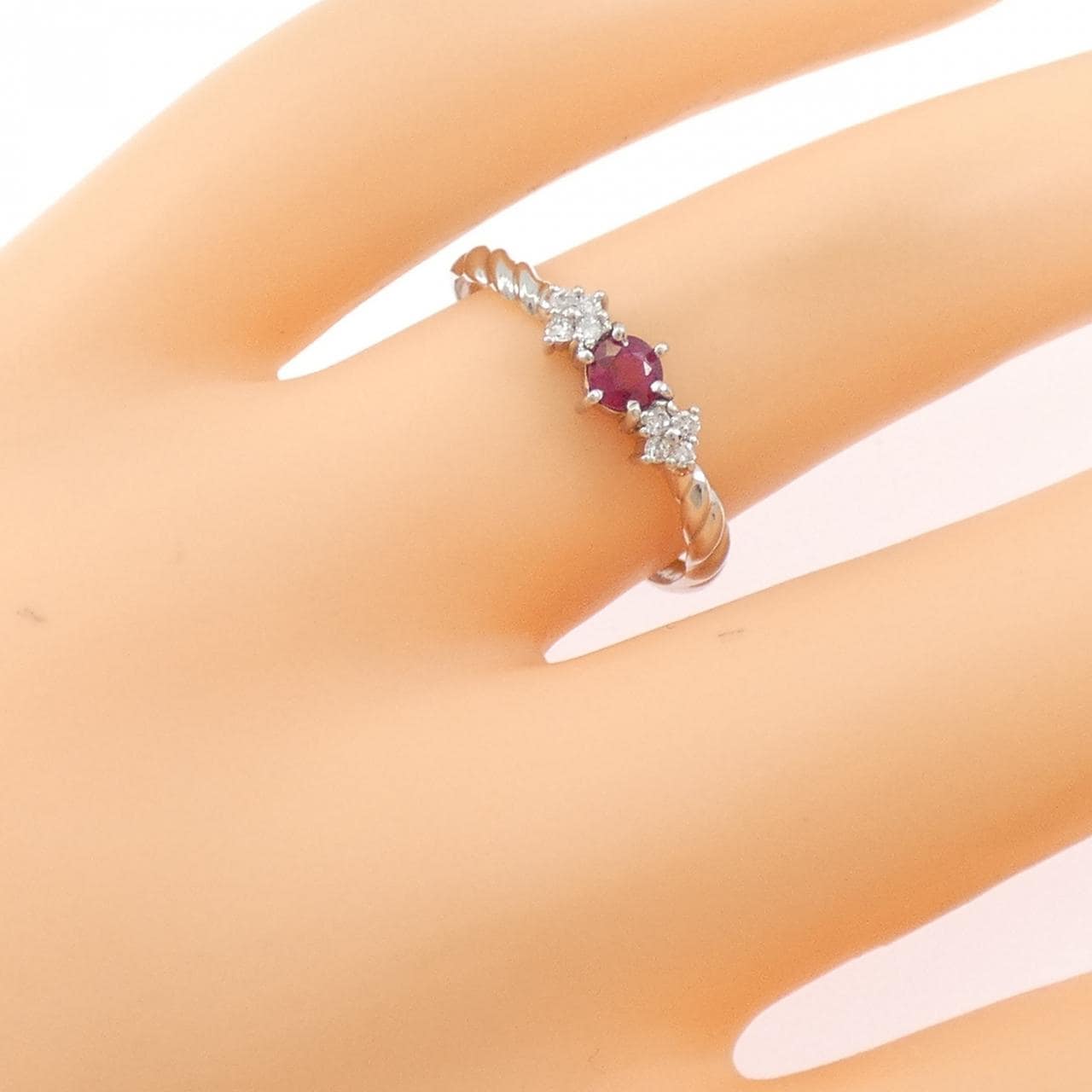 PT900 ルビー リング