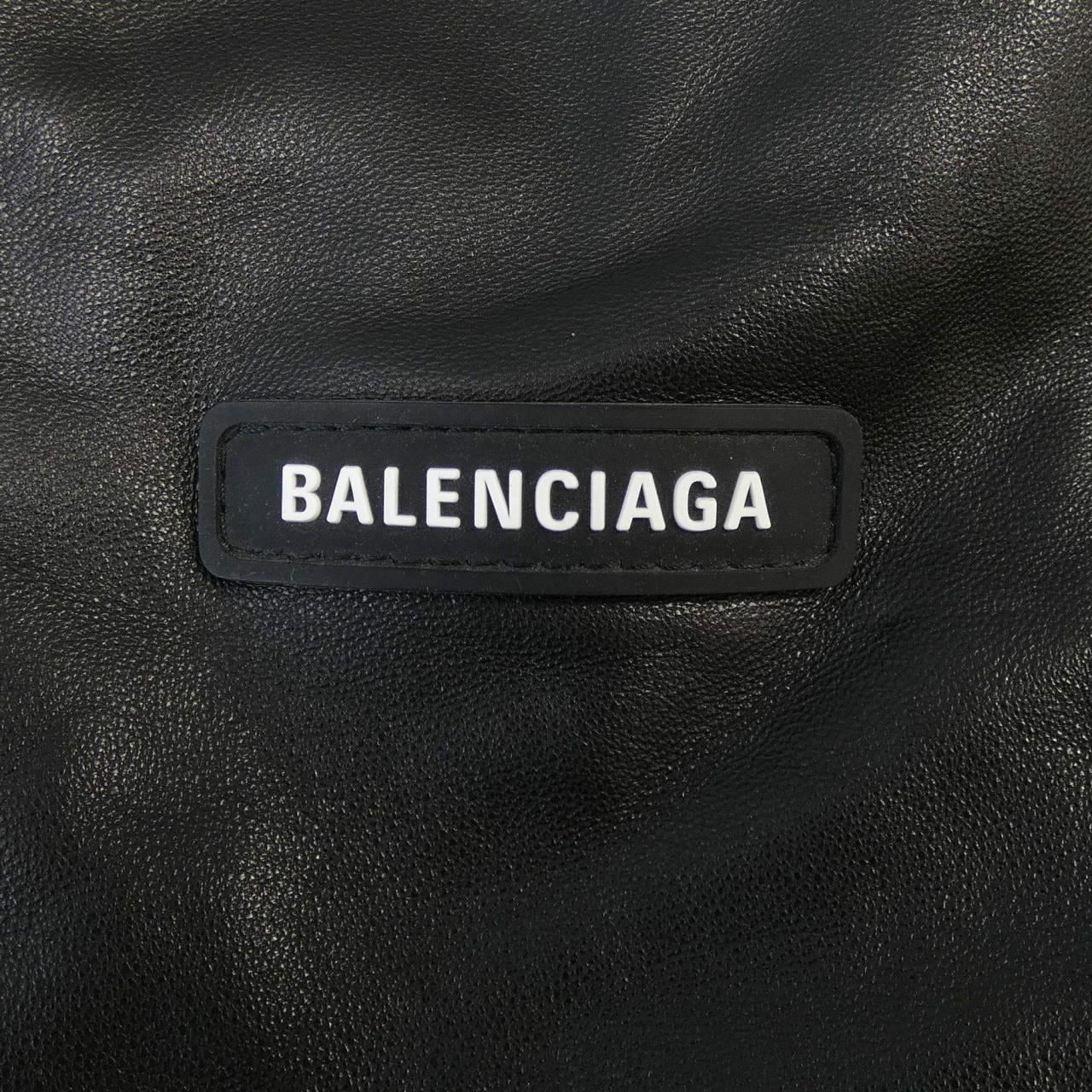 バレンシアガ BALENCIAGA 768779 TPS12 レザーコート