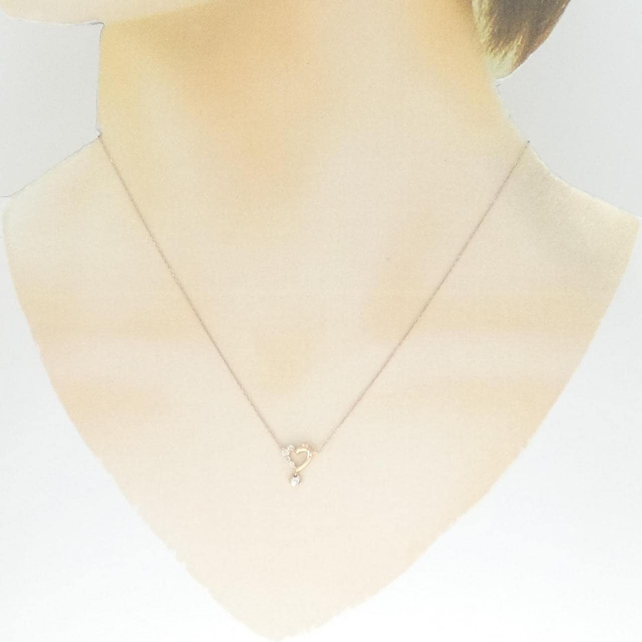 4゜C heart Diamond necklace