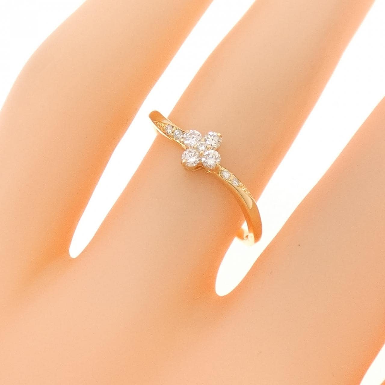 K18YG フラワー ダイヤモンド リング 0.15CT