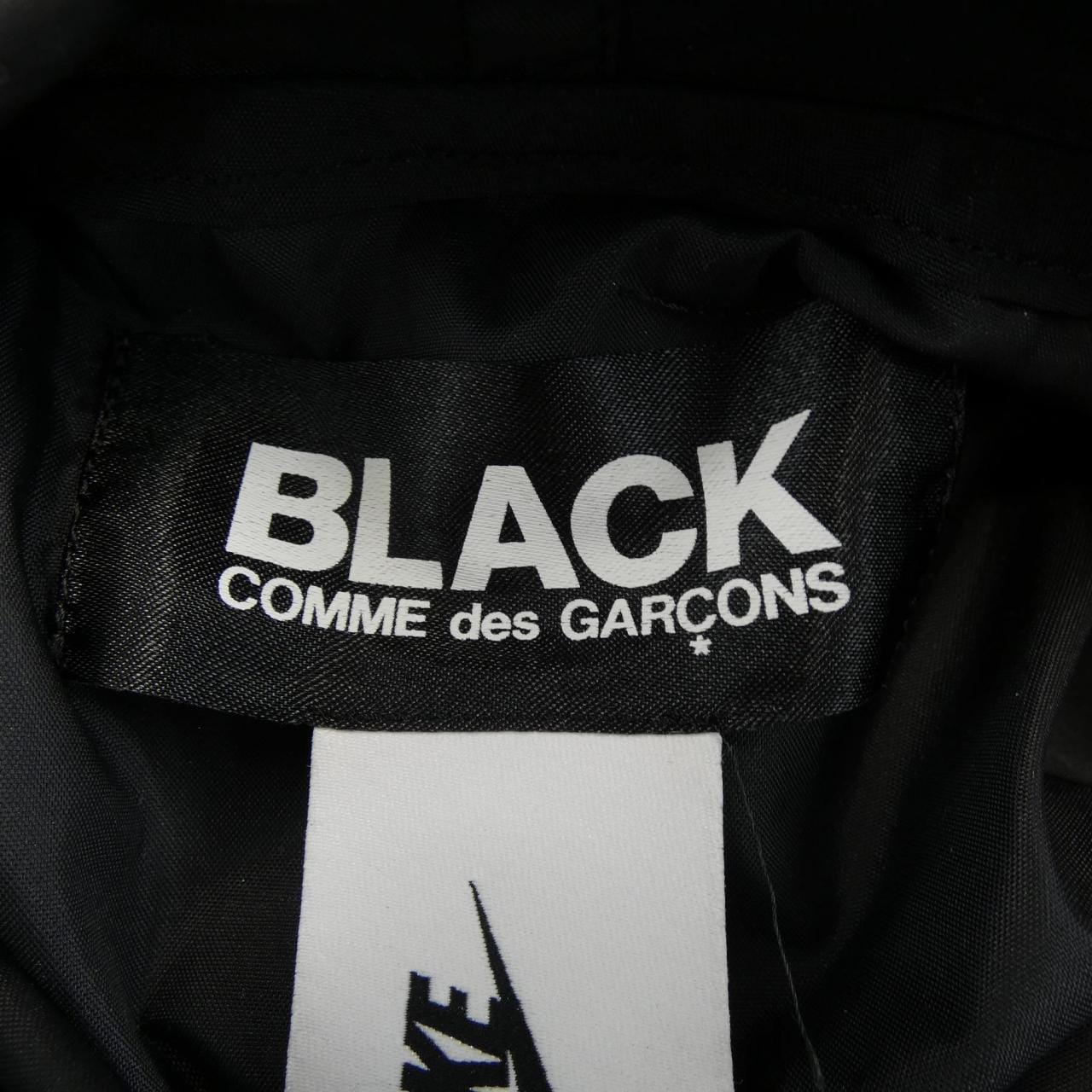 黑色COMME GARCONS夹克