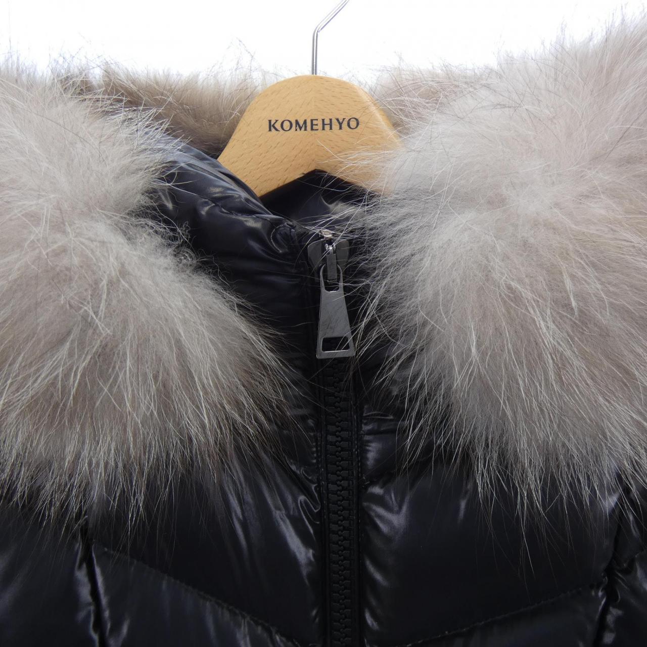 MONCLER MONCLER Down Coat
