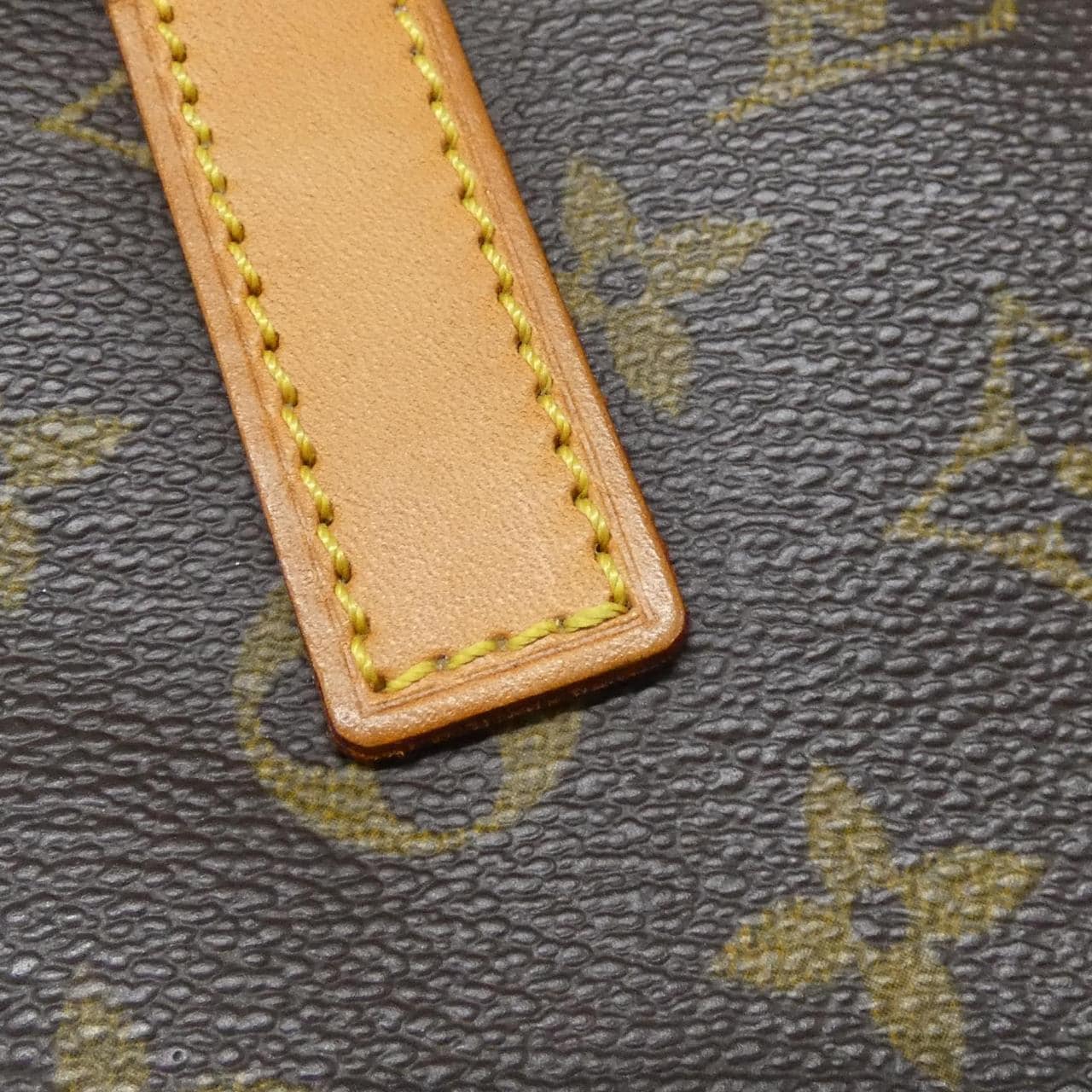 LOUIS VUITTON Monogram Hippo Mezzo M51151 包
