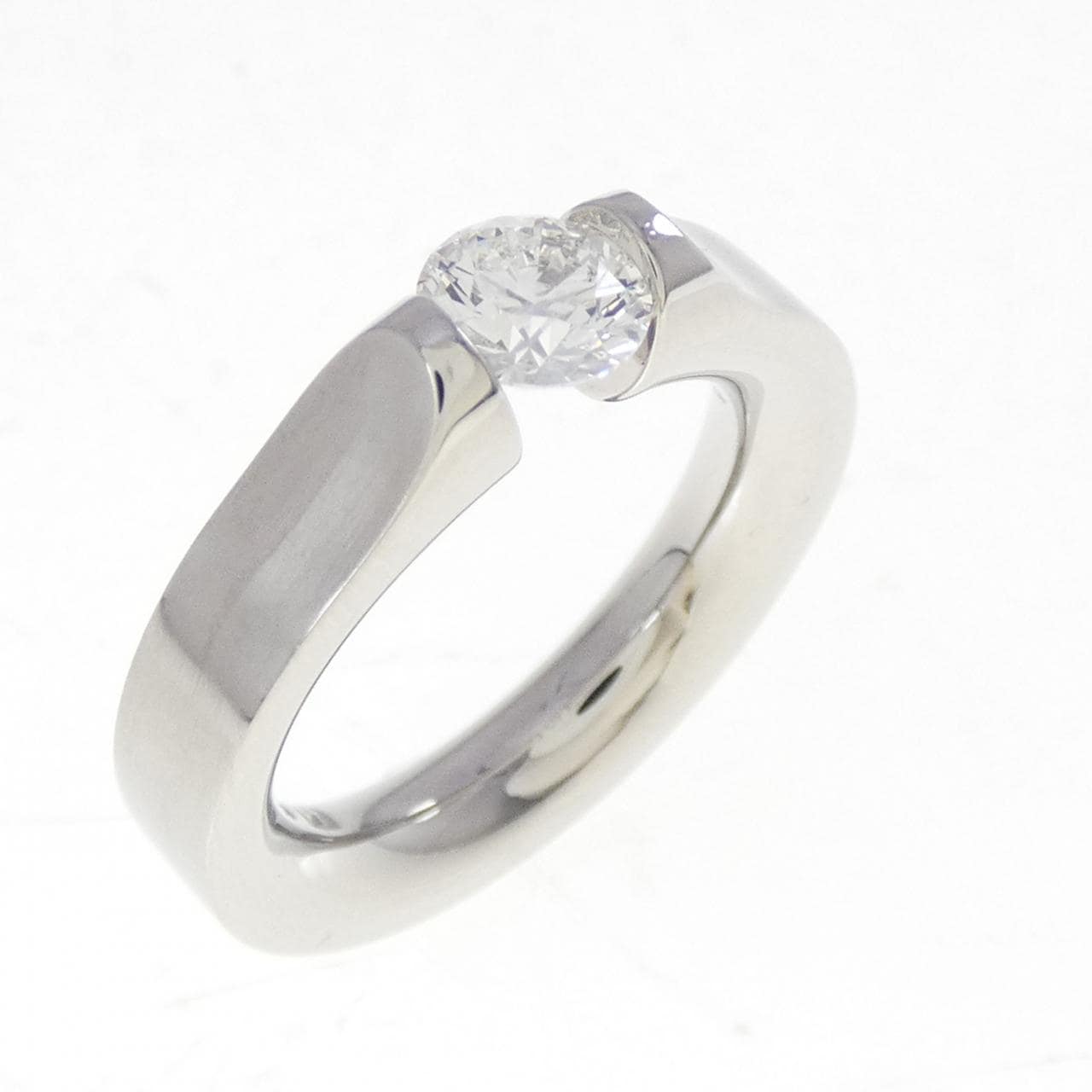 ニーシング ダイヤモンド リング 0.511CT