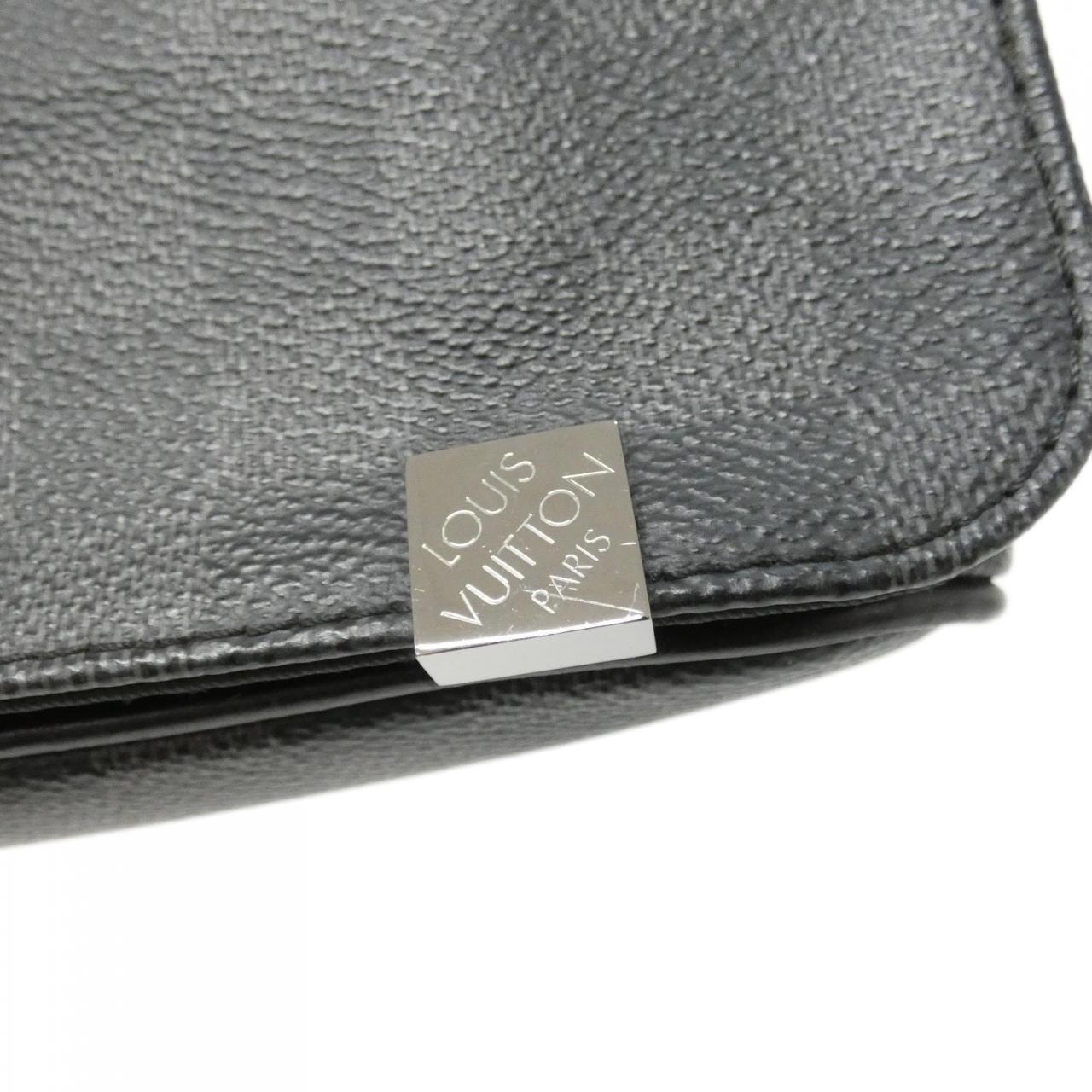 ルイヴィトン ダミエ グラフィット ディストリクト PM N41028 ショルダーバッグ