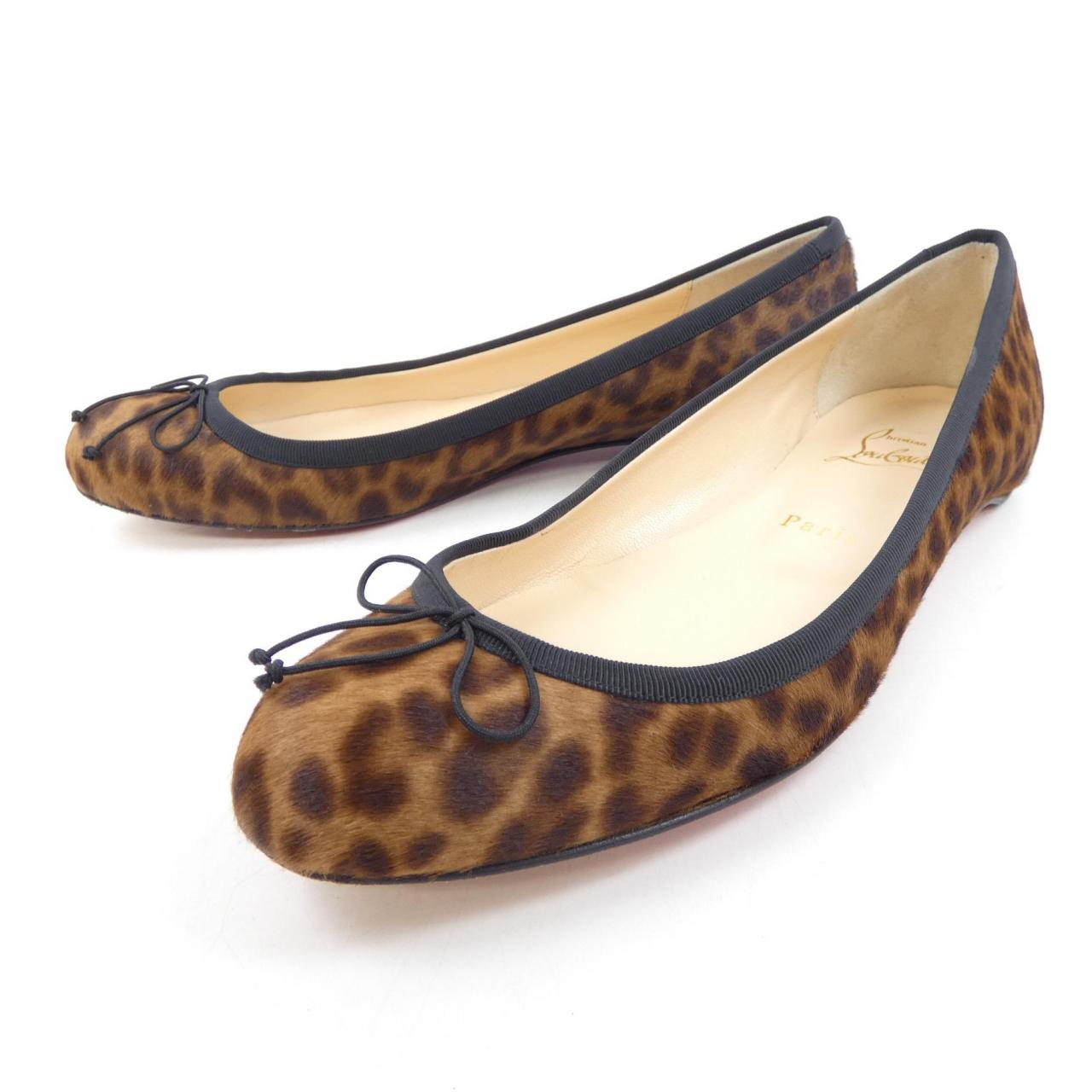 クリスチャンルブタン CHRISTIAN LOUBOUTIN フラットシューズ
