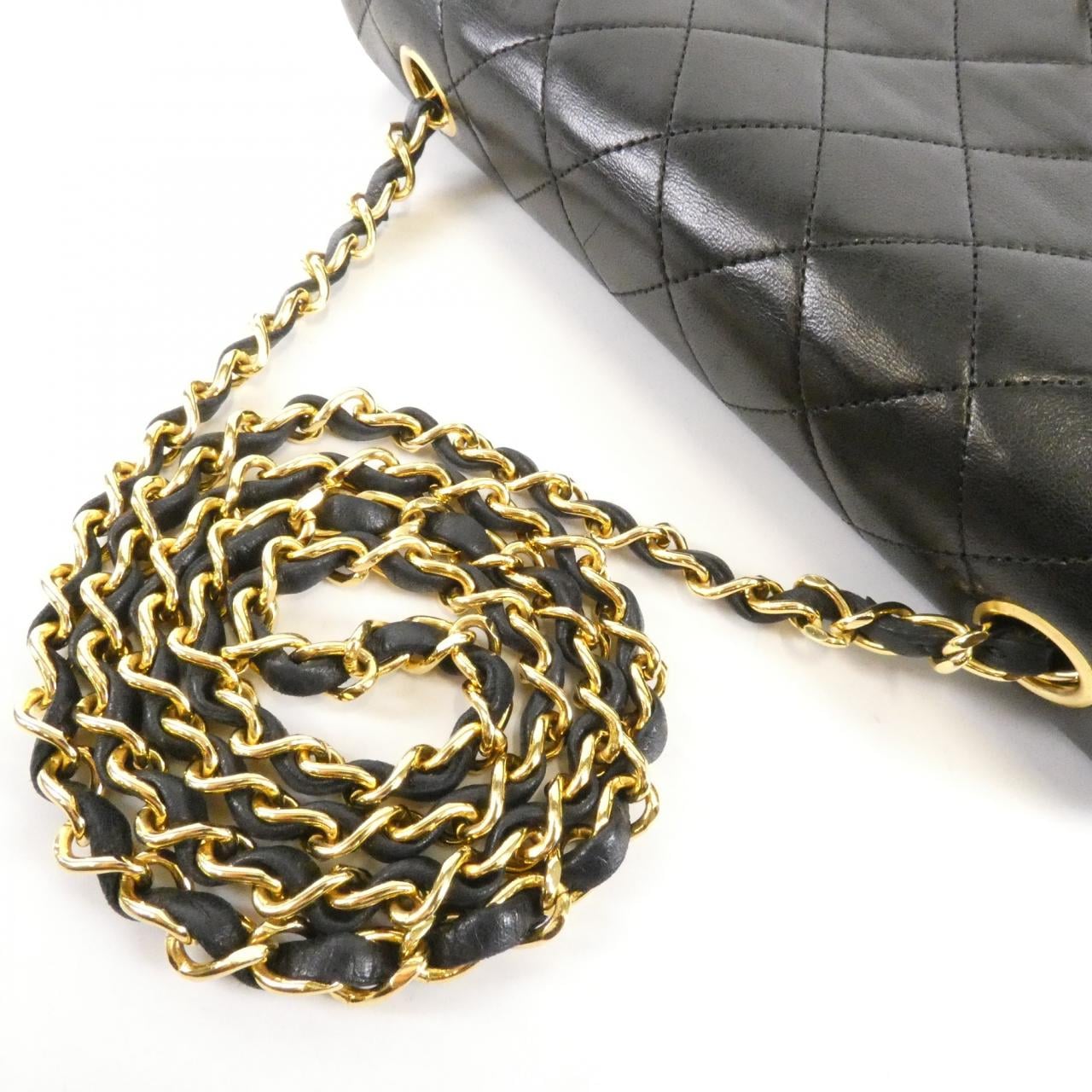 シャネル 2500 ショルダーバッグ