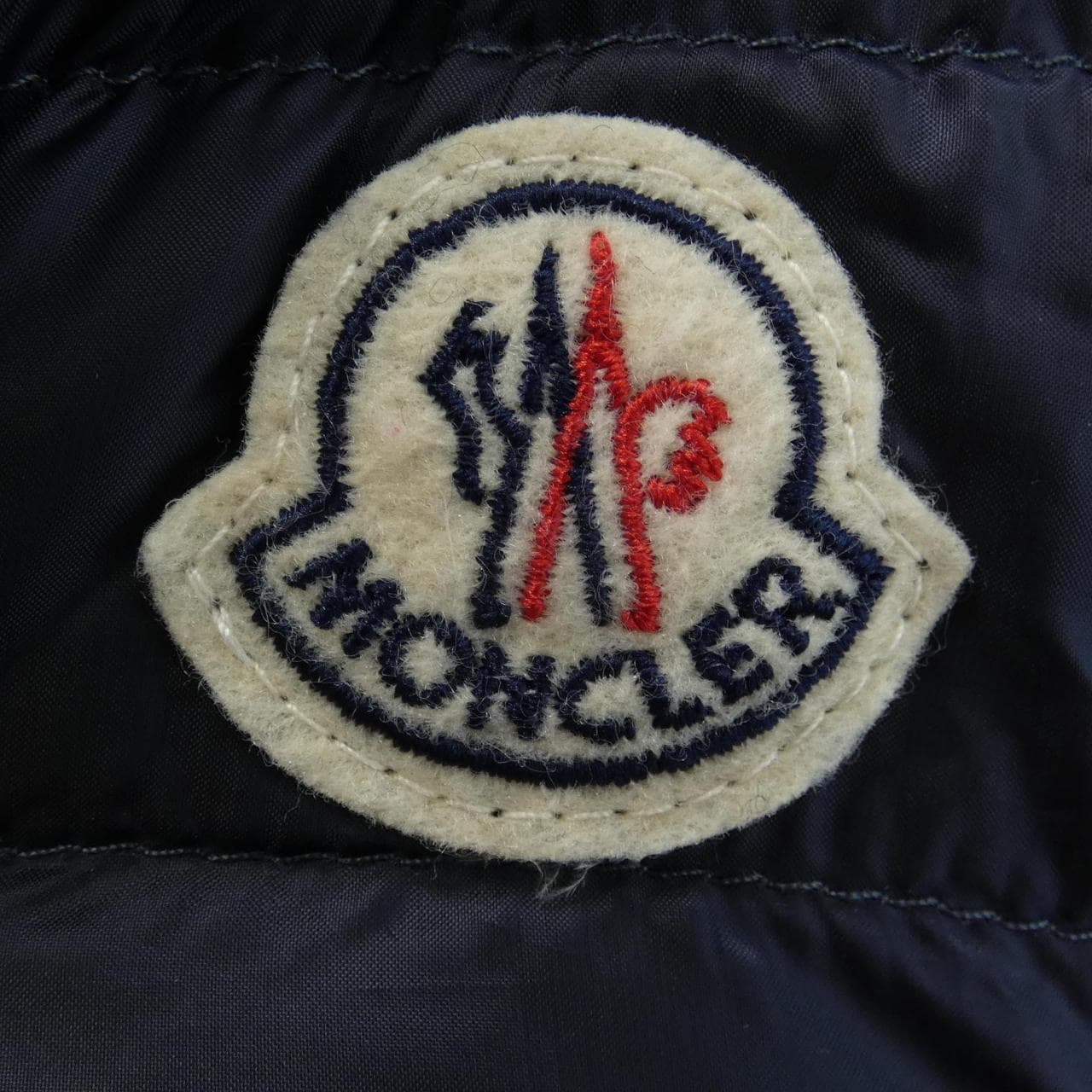 MONCLER蒙克勒羽绒服