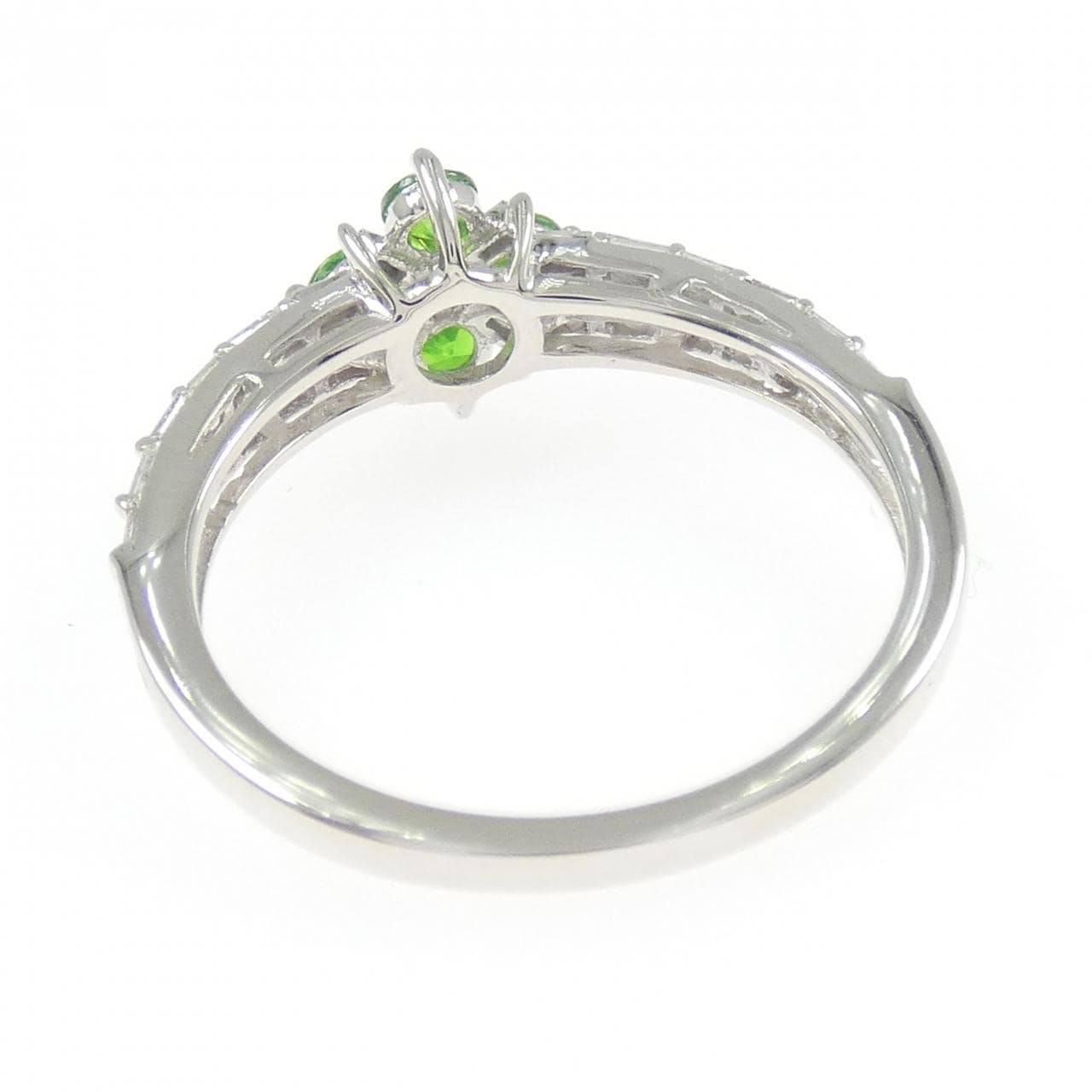 K18WG フラワー デマントイドガーネット リング 0.38CT