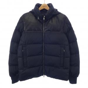 モンクレール MONCLER ダウンジャケット