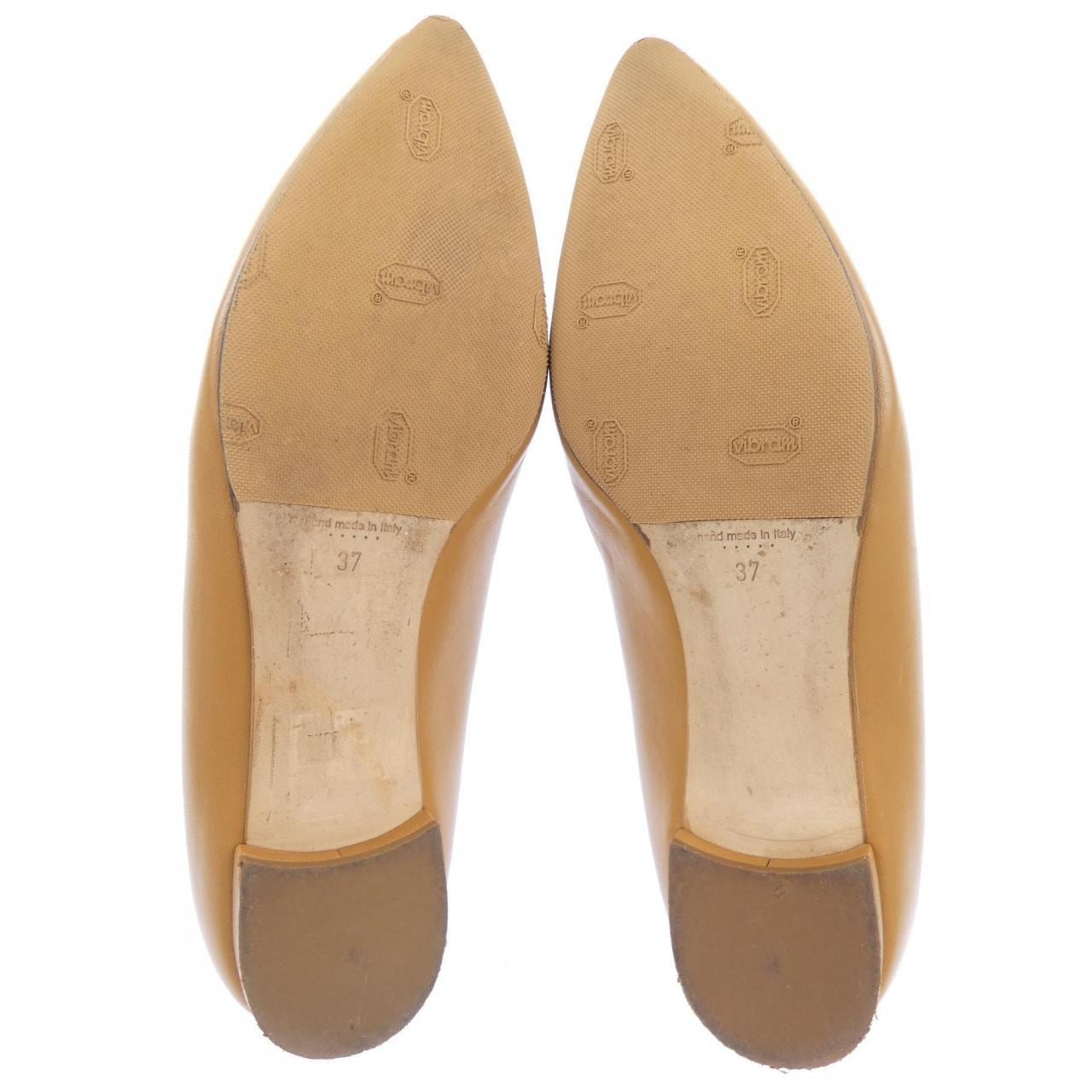 マノロブラニク MANOLO BLAHNIK パンプス