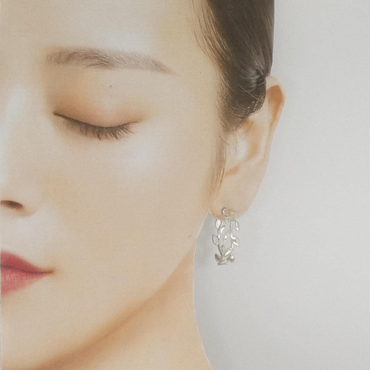 ティファニー オリーブリーフ フープ ピアス