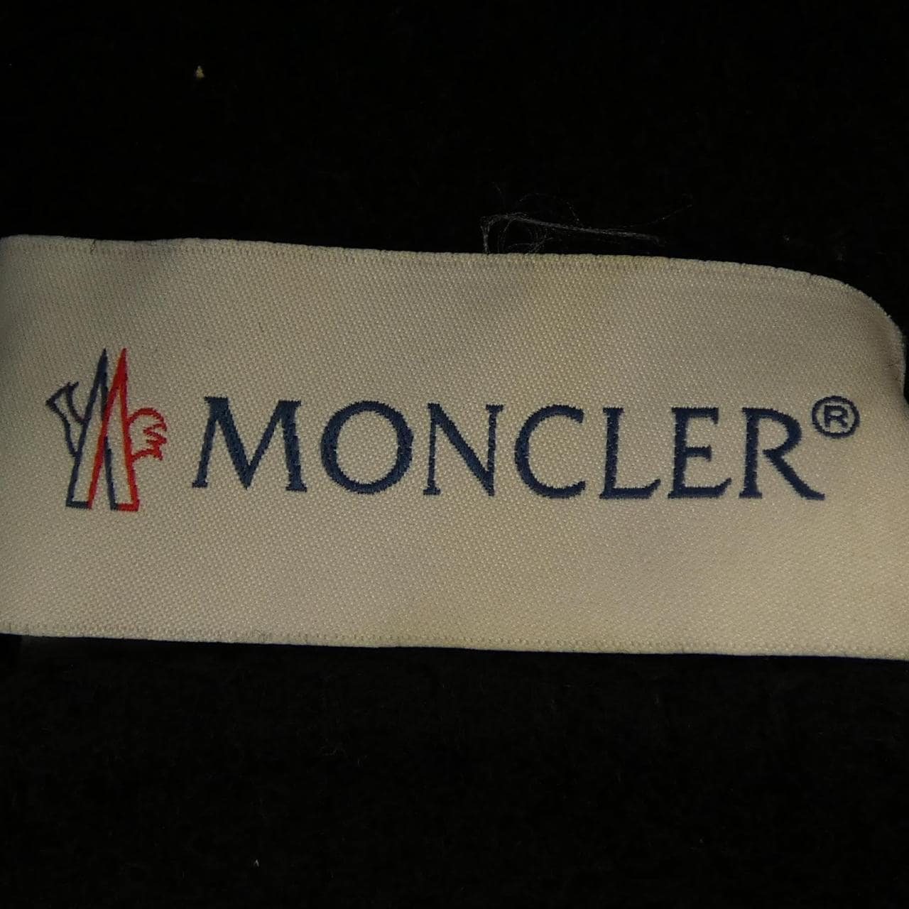 モンクレール MONCLER 20930081700 ダウンジャケット