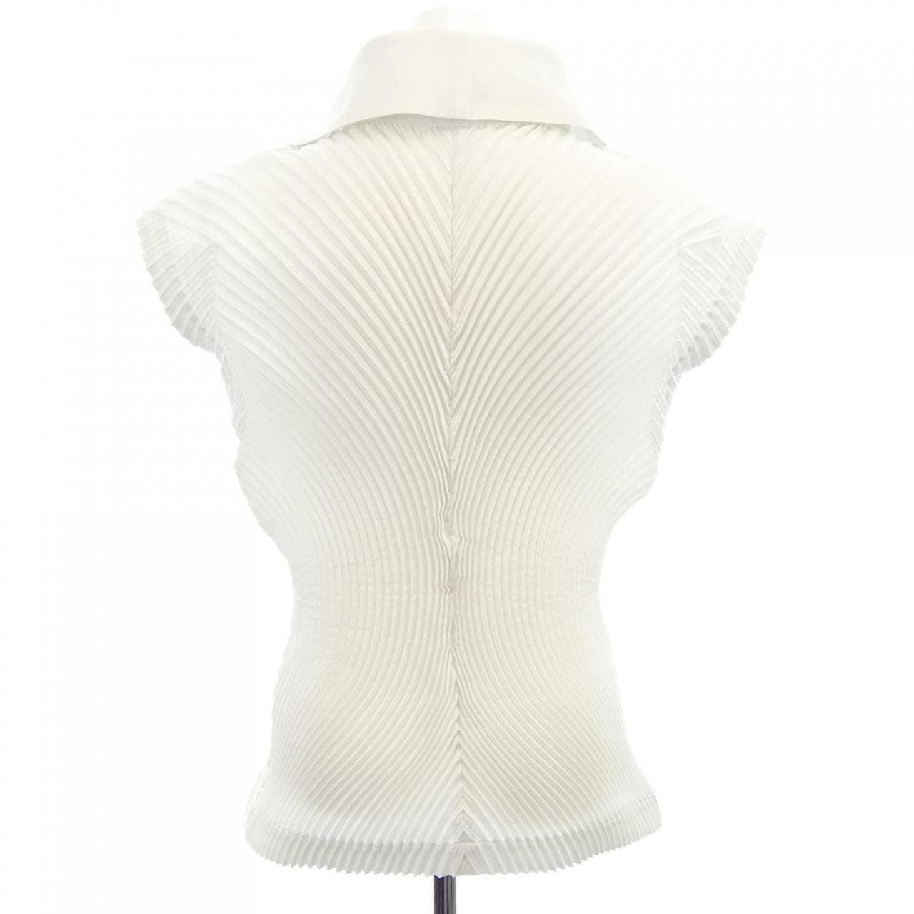 イッセイミヤケ ISSEY MIYAKE IM63F007 トップス