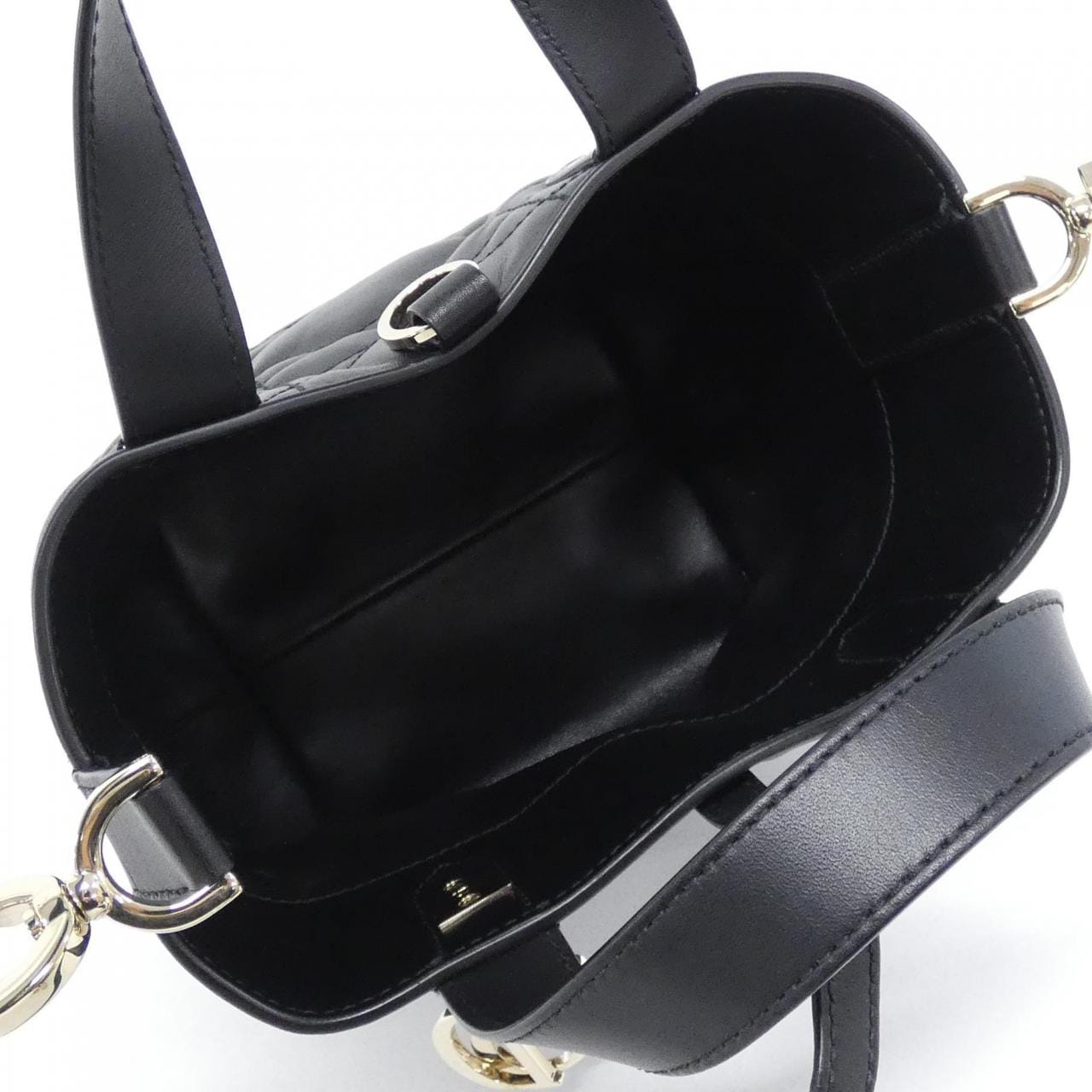 クリスチャンディオール ディオール トゥジュール バーティカル トート NANO S6100OSNW バッグ