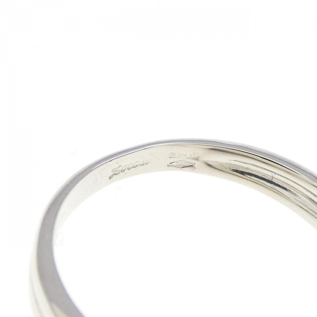 ゾッカイ フラワー ダイヤモンド リング