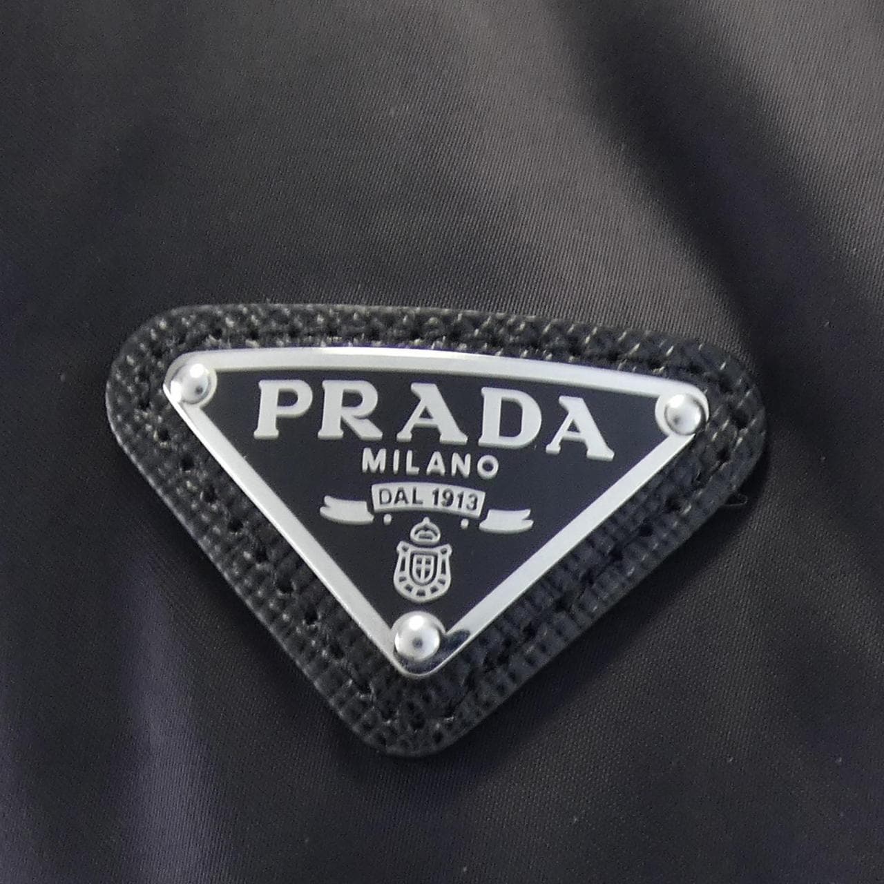 プラダ PRADA トライアングルロゴ 29P117 R202 ROK ダウンコート