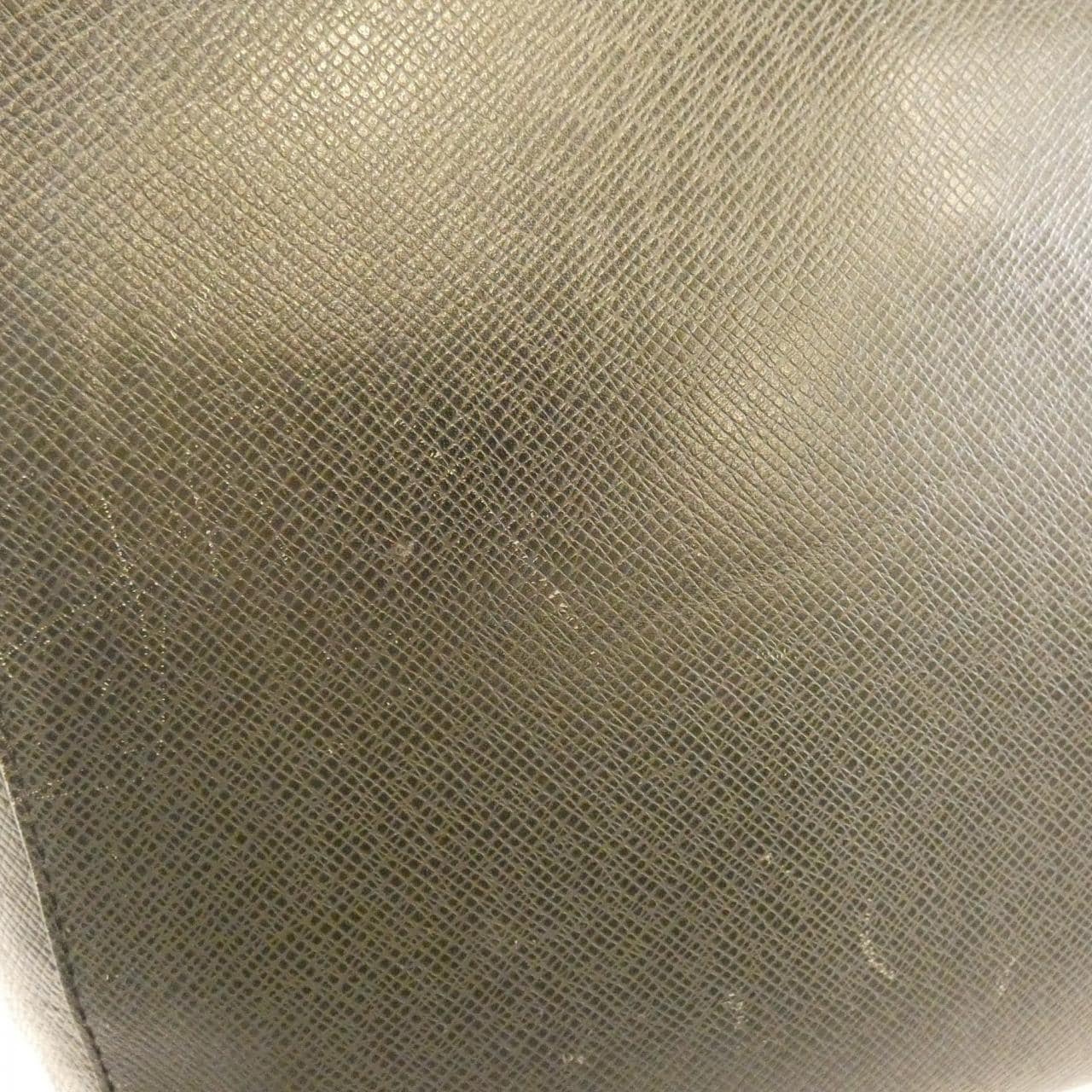 ルイヴィトン タイガ アントン メッセンジャー PM M34408 ショルダーバッグ