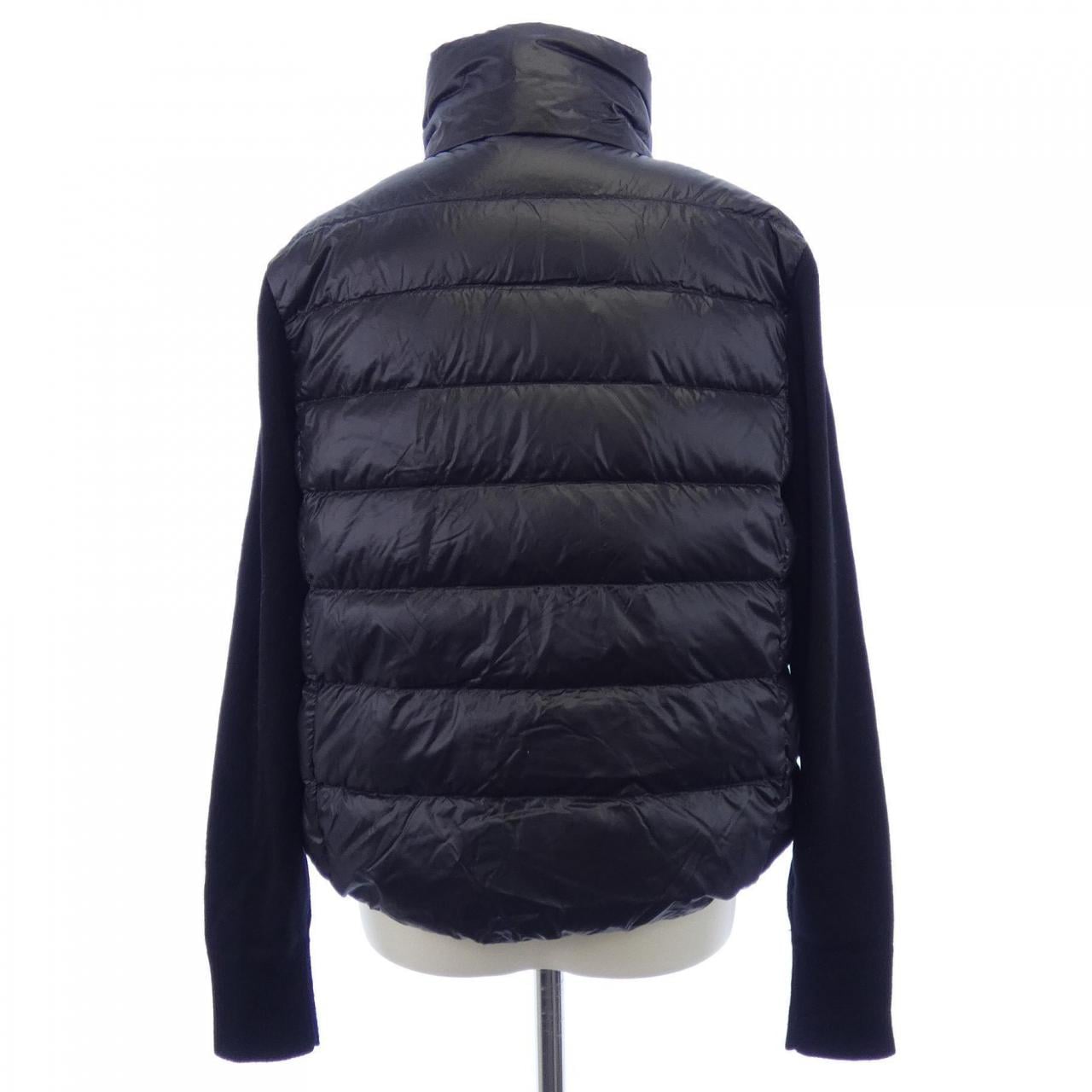 モンクレール MONCLER 20939B00024 ダウンジャケット