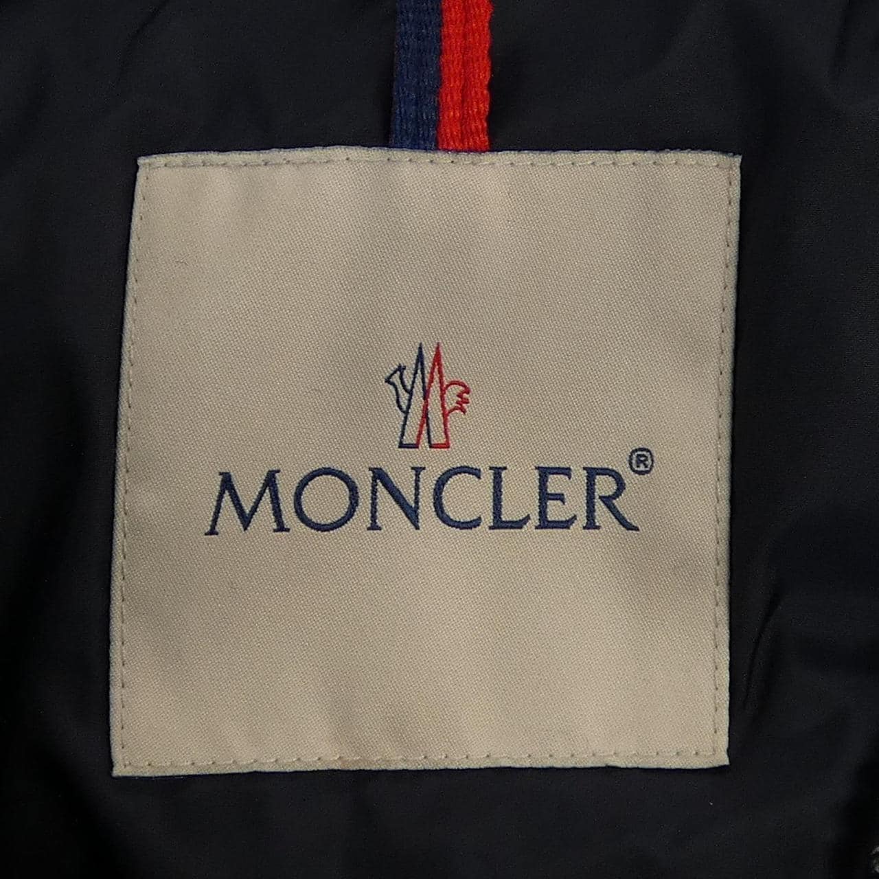 モンクレール MONCLER NESEA ダウンジャケット