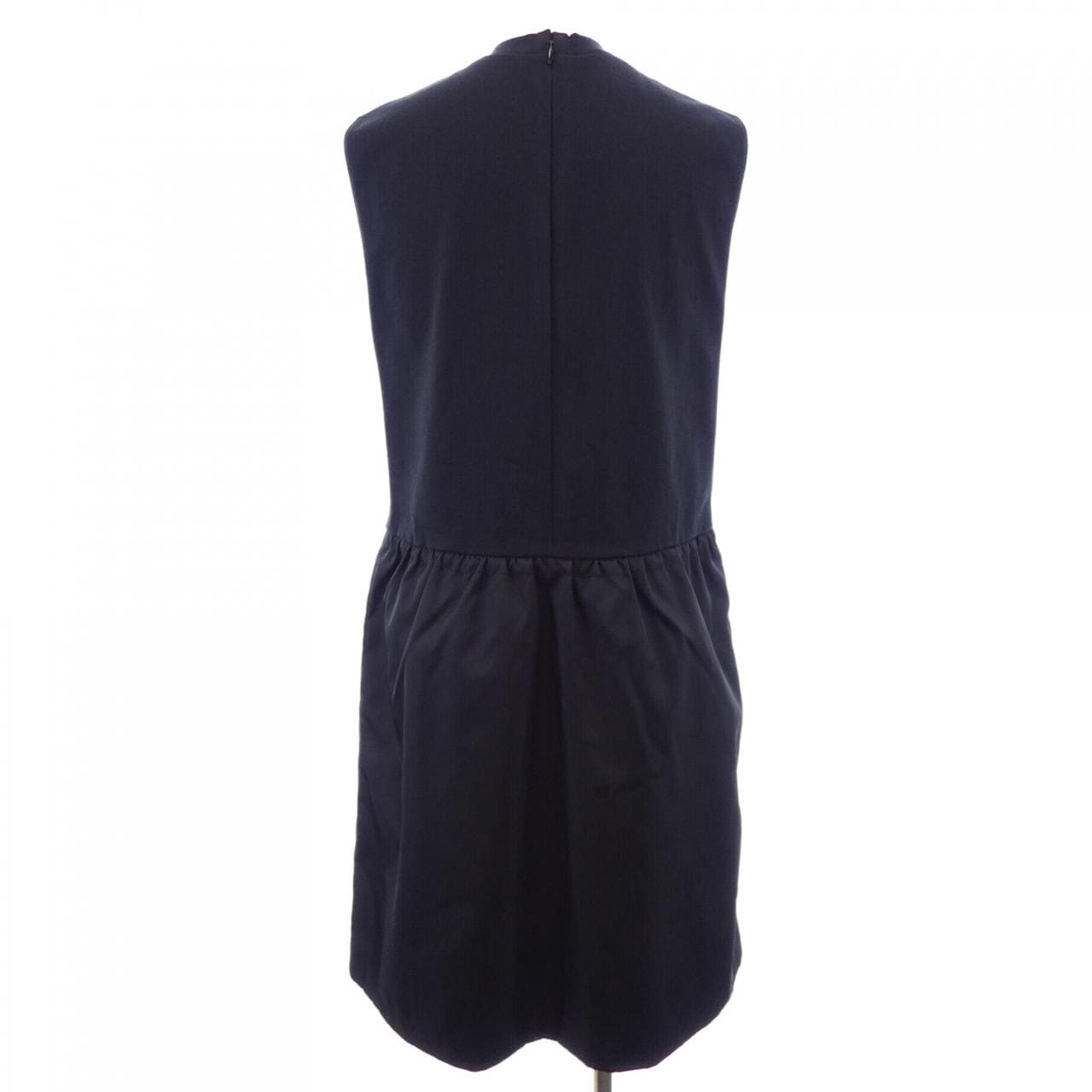 プラダ PRADA トライアングルロゴ P3E48 S211 1Y0Z ワンピース