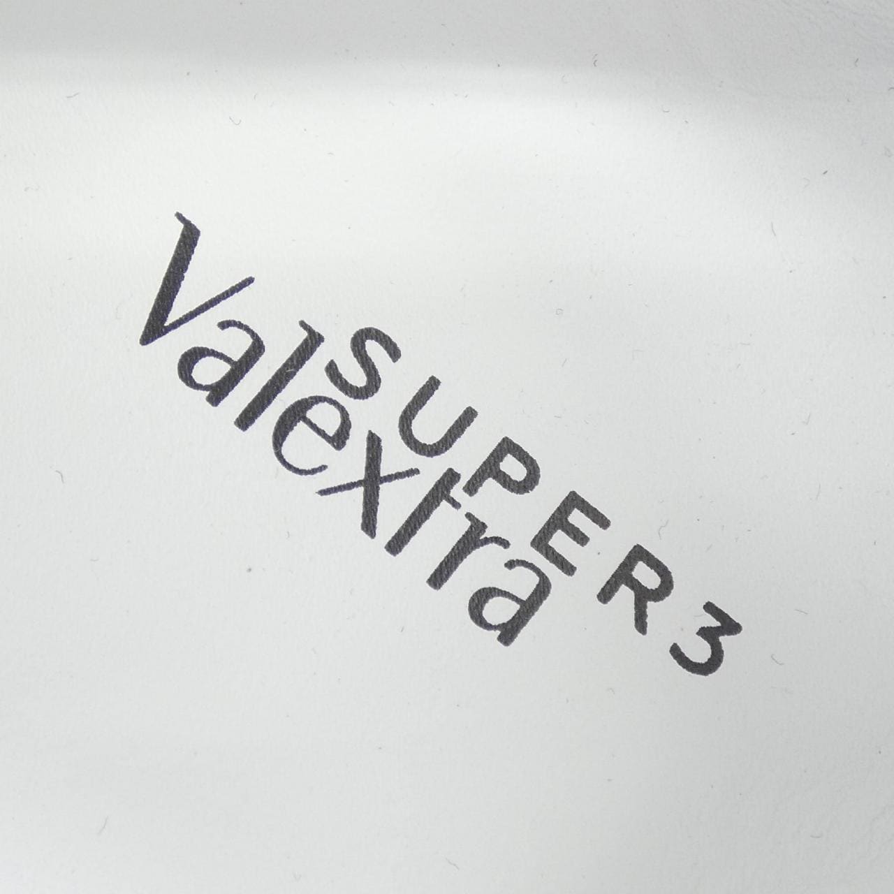 ヴァレクストラ VALEXTRA スニーカー